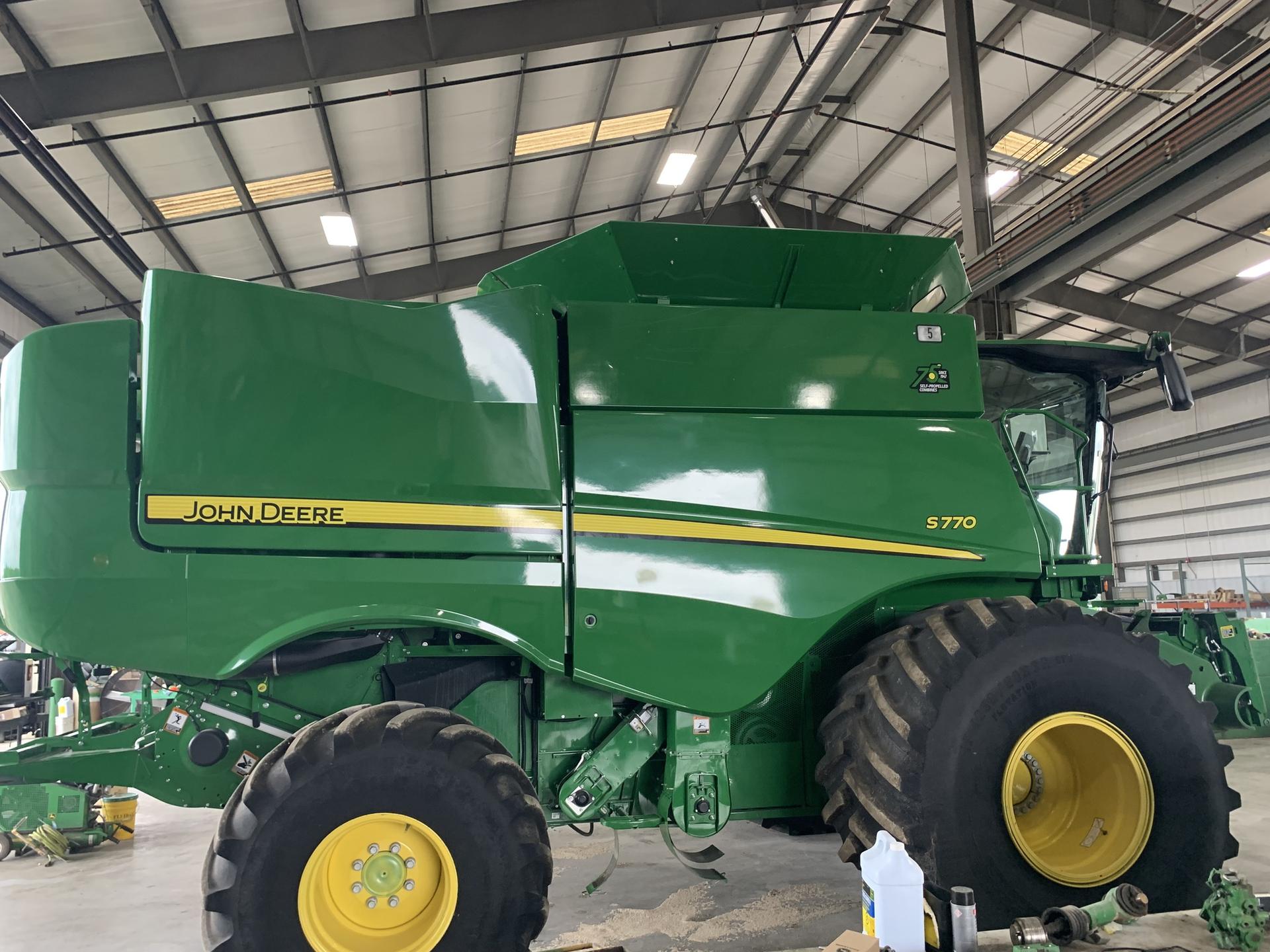 2022 John Deere S770