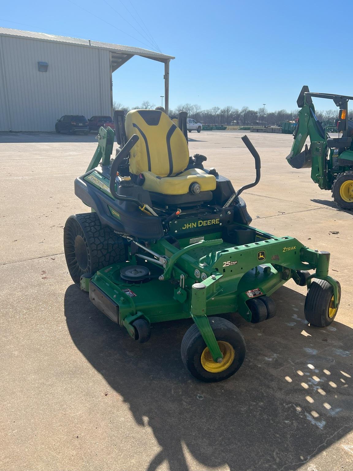 2022 John Deere Z930M Image