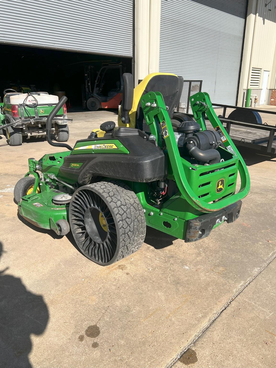 2022 John Deere Z930M Image