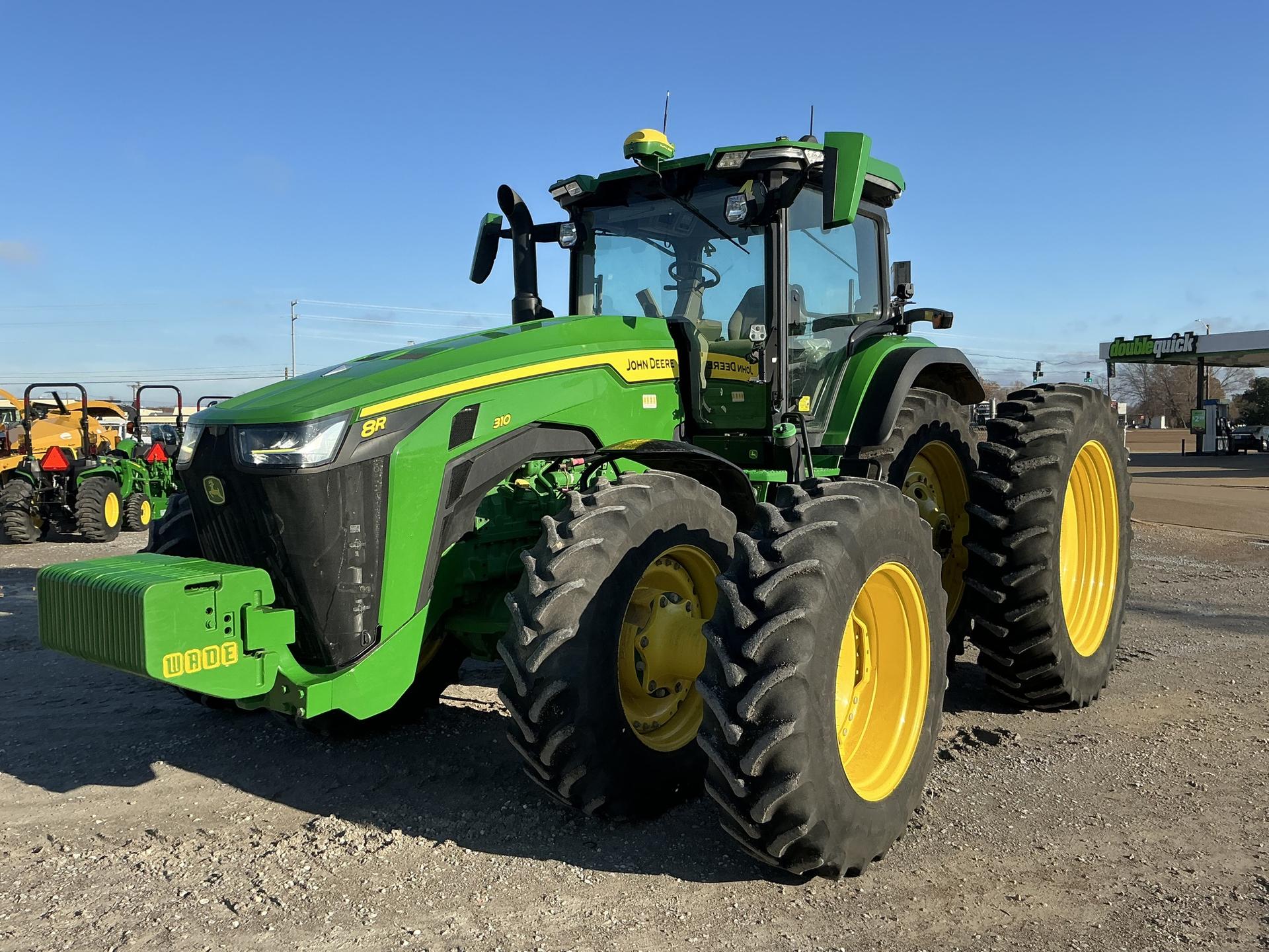 2022 John Deere 8R 310 Image