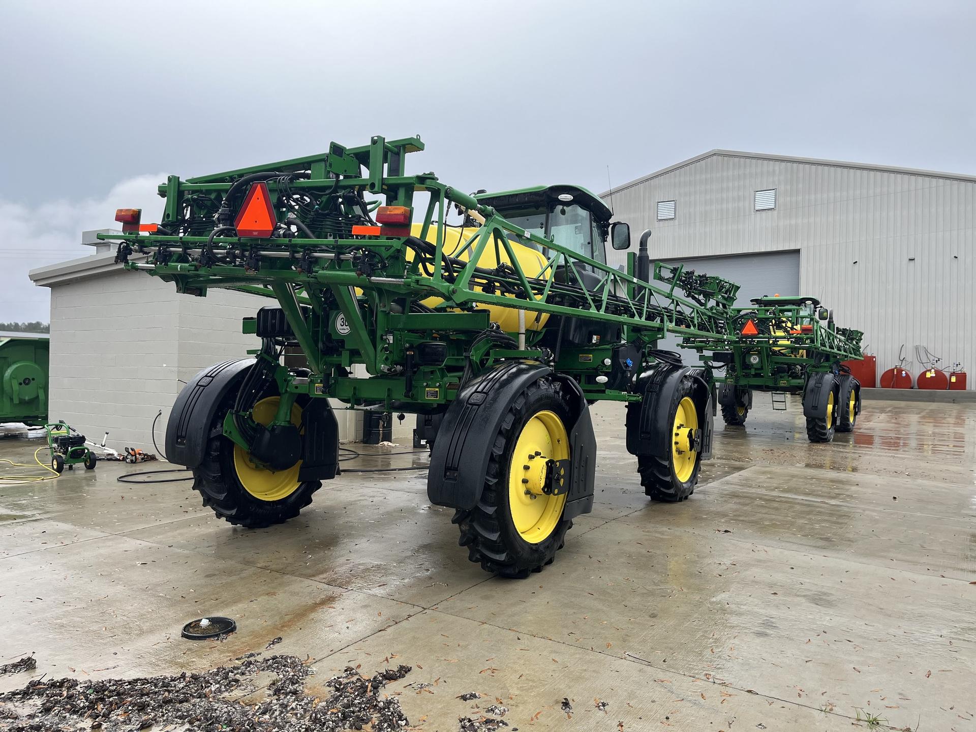 2022 John Deere R4023