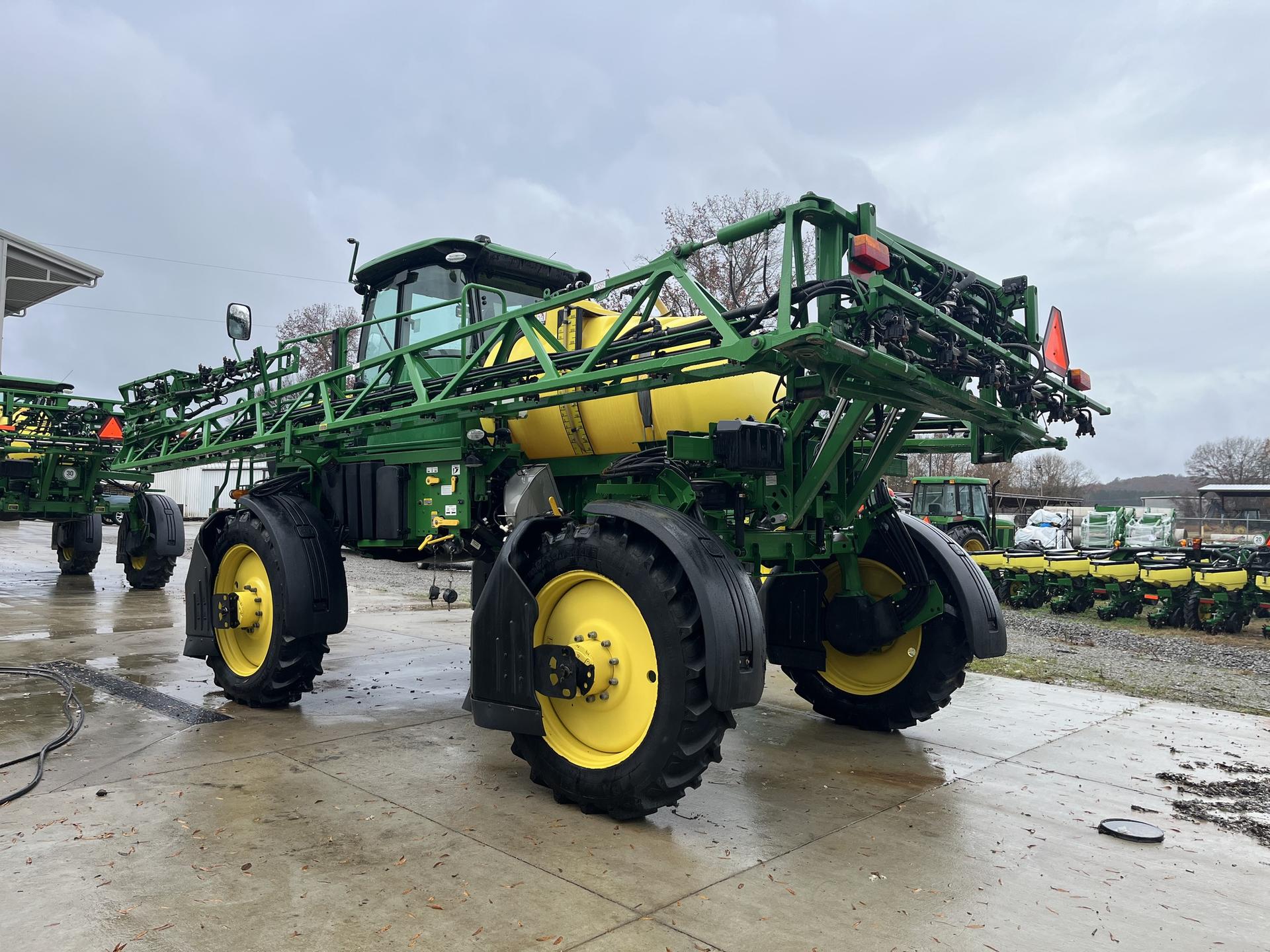 2022 John Deere R4023