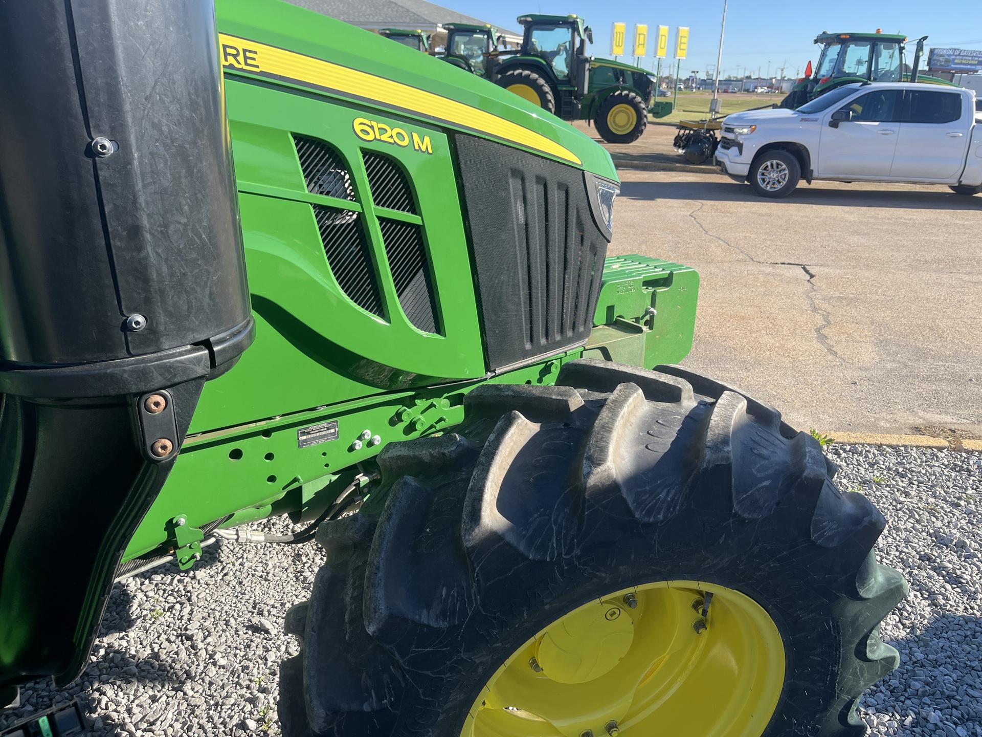 2023 John Deere 6120M