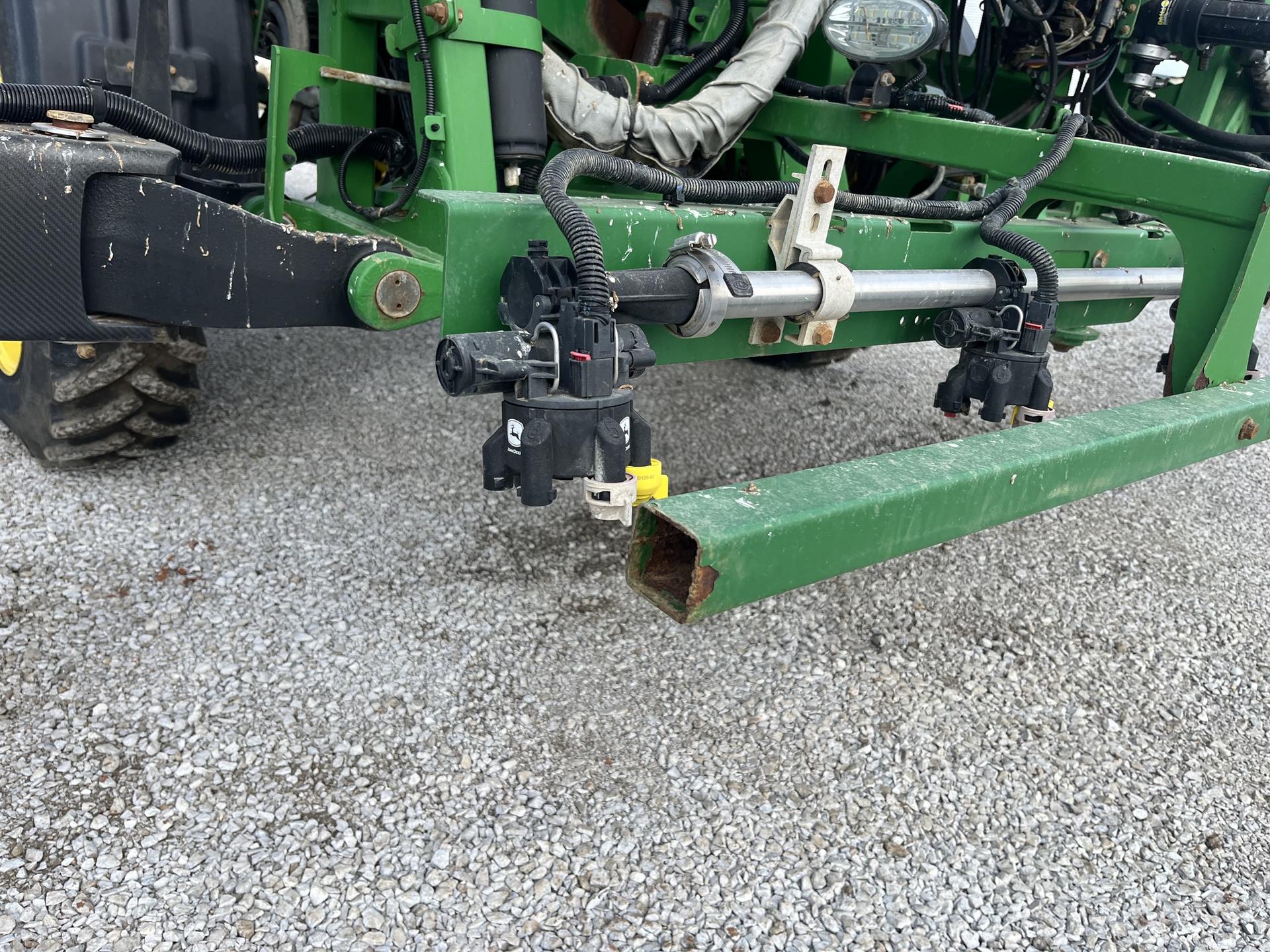 2018 John Deere R4038 Image