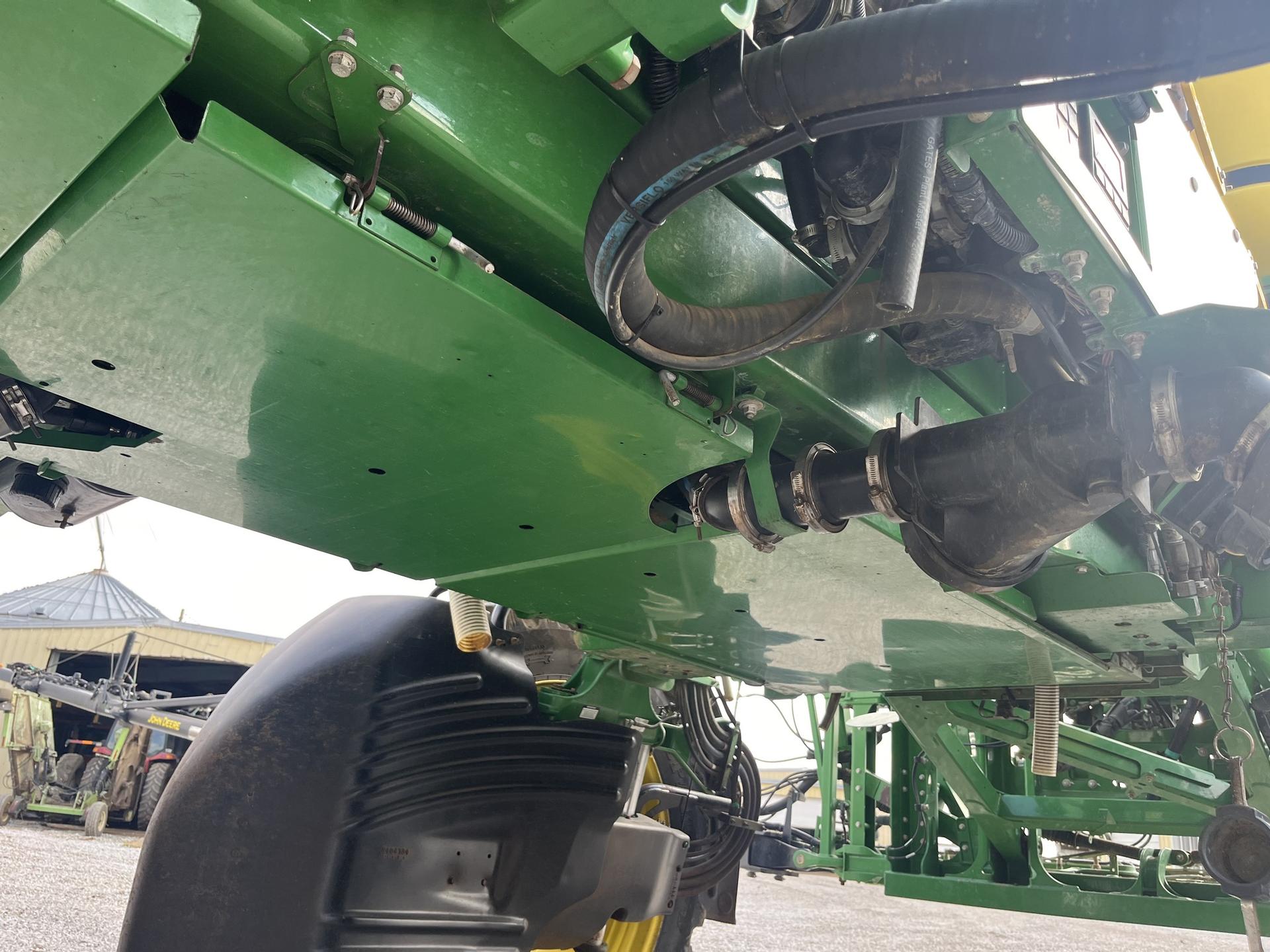 2018 John Deere R4038 Image