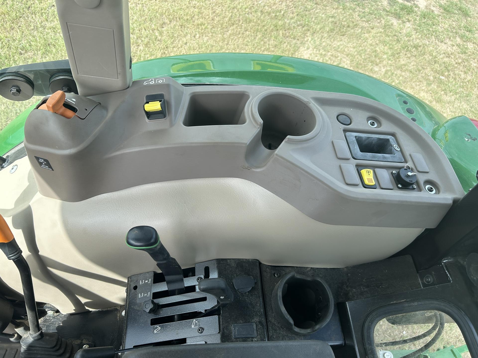 2021 John Deere 5075E