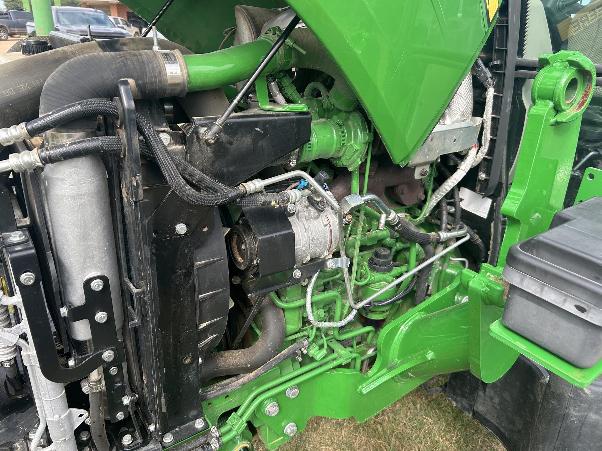 2021 John Deere 5075E