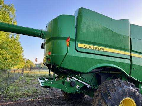 2023 John Deere S780