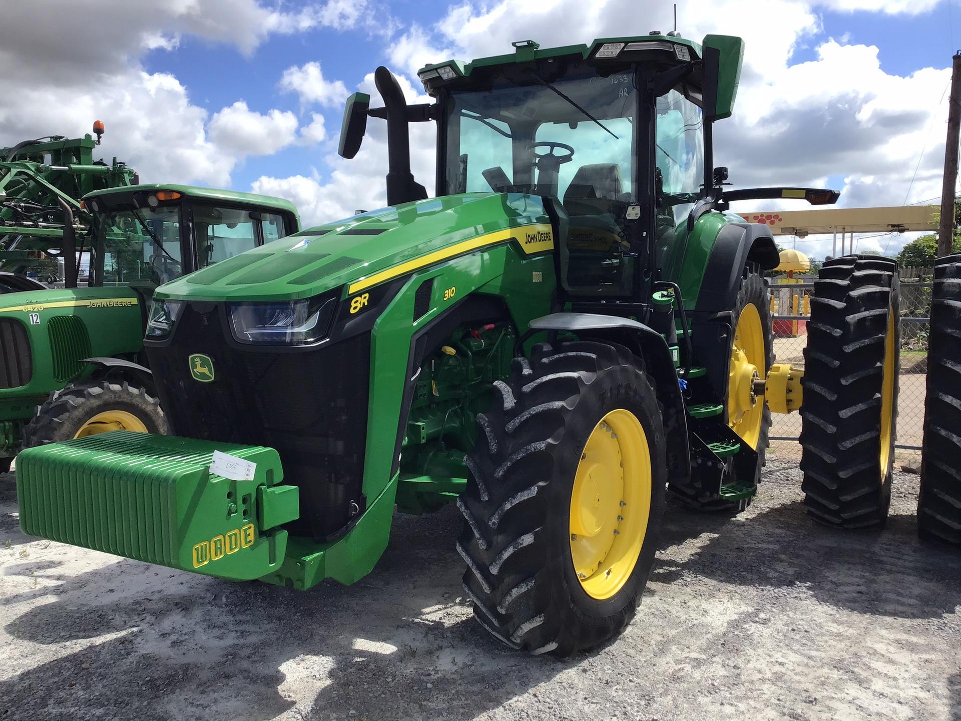 2023 John Deere 8R 310