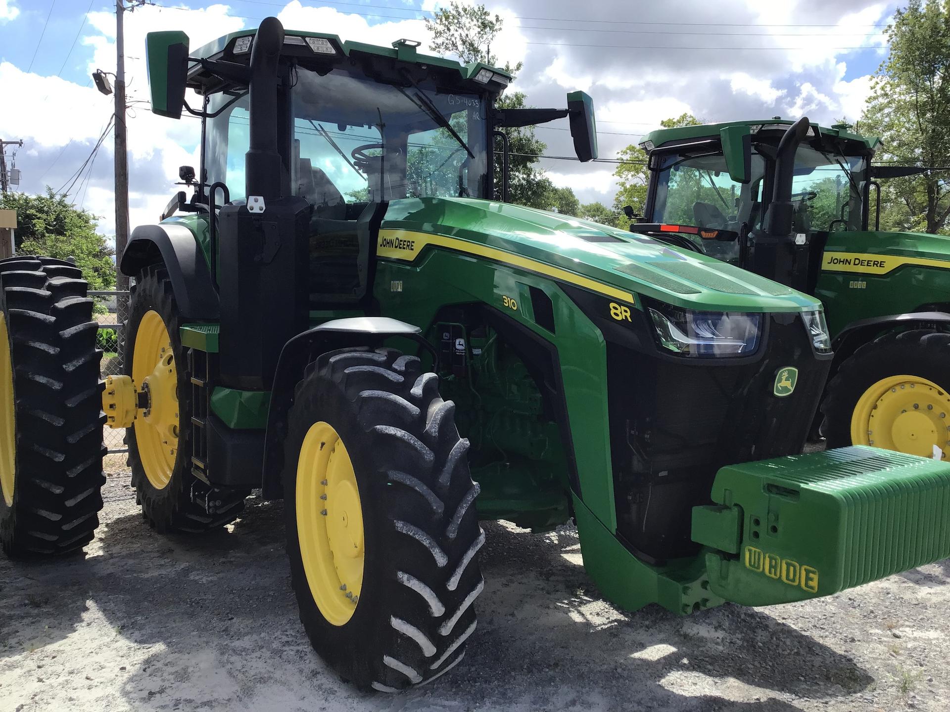 2023 John Deere 8R 310