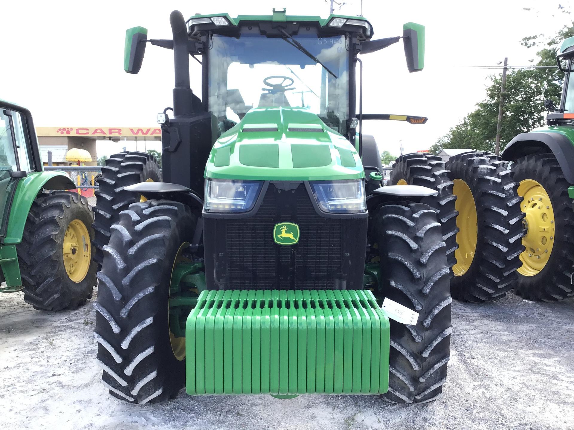 2023 John Deere 8R 310