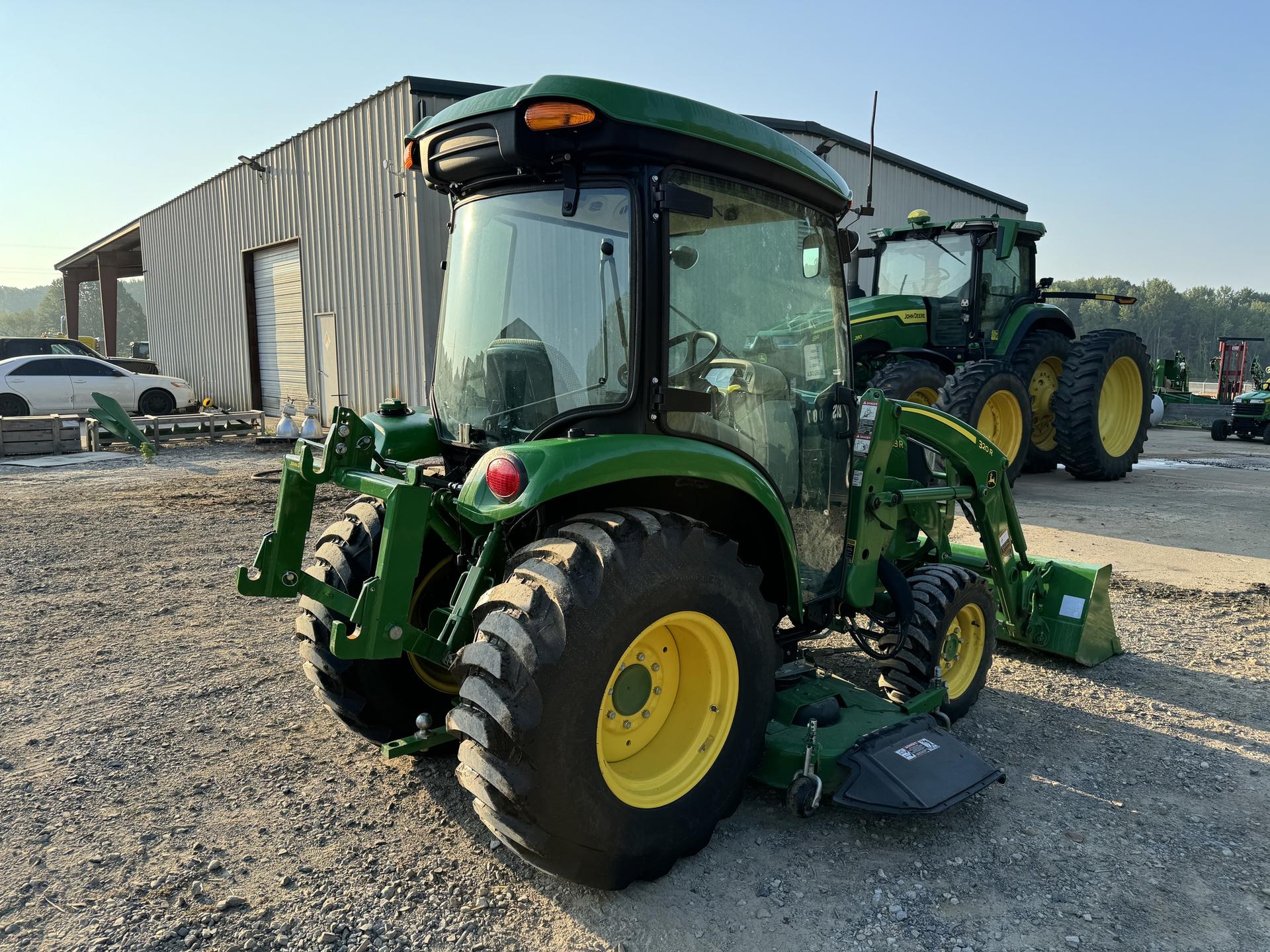 2021 John Deere 3033R Image