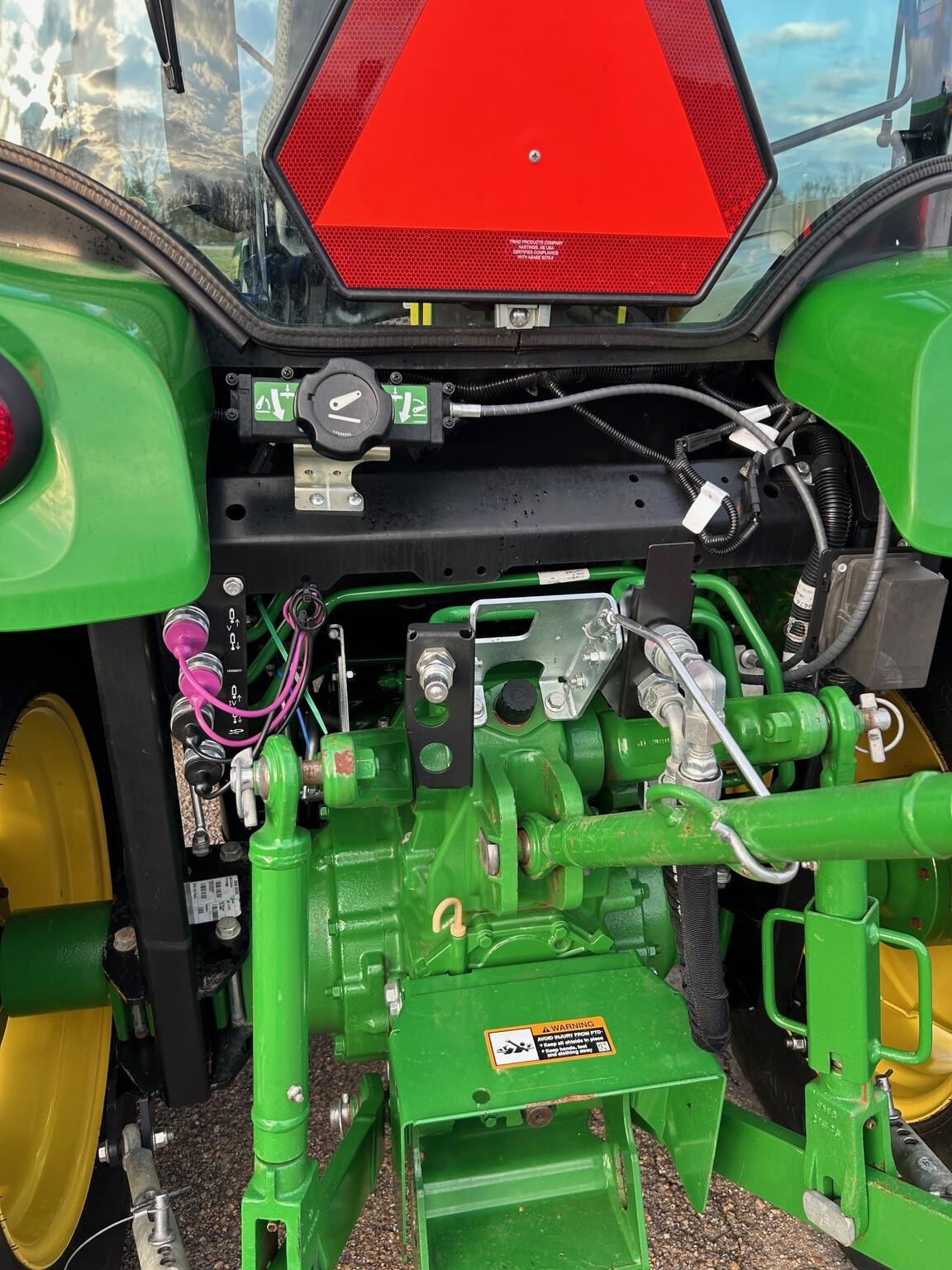 2022 John Deere 4066R Image