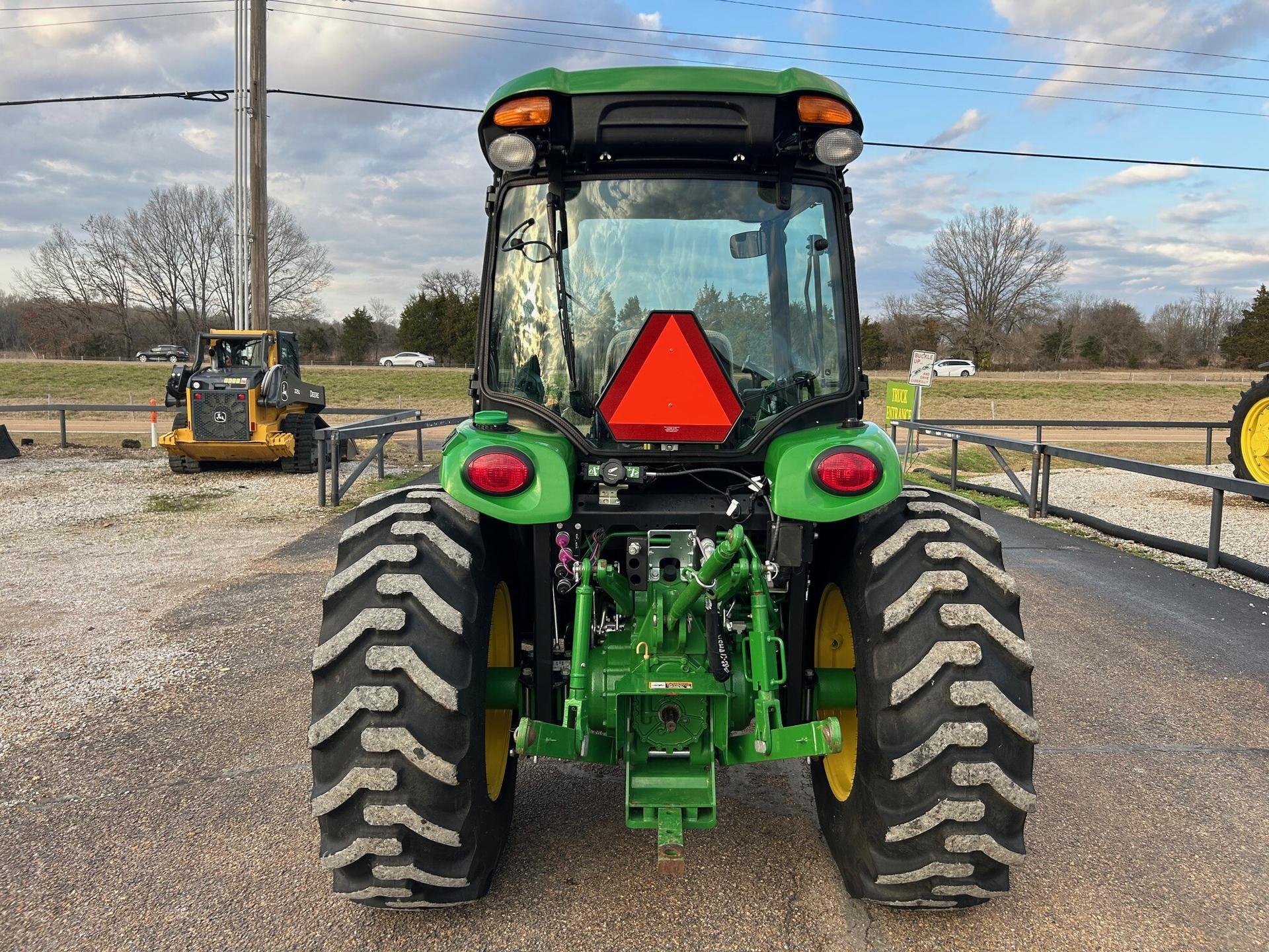 2022 John Deere 4066R Image