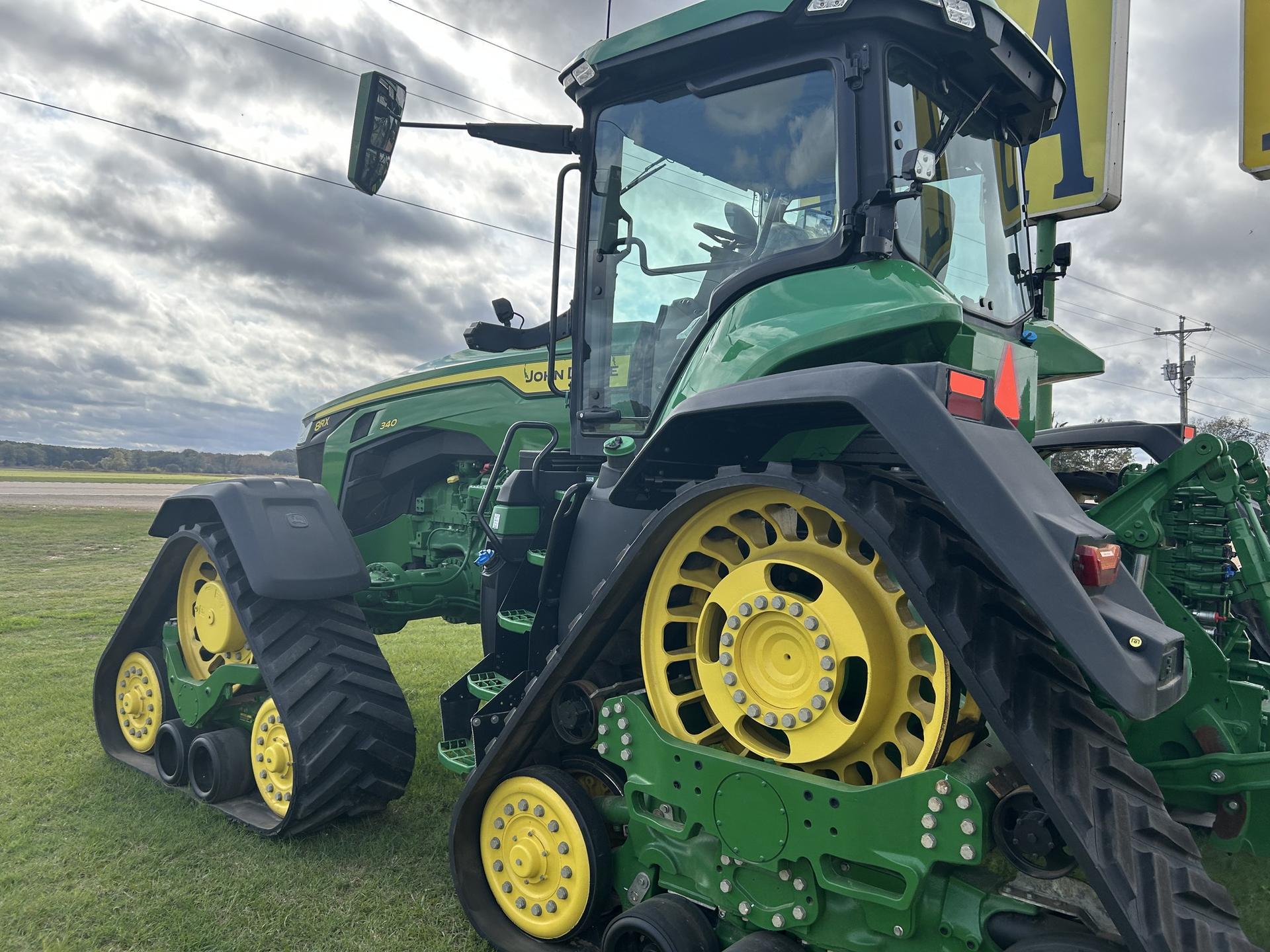 2022 John Deere 8RX 340