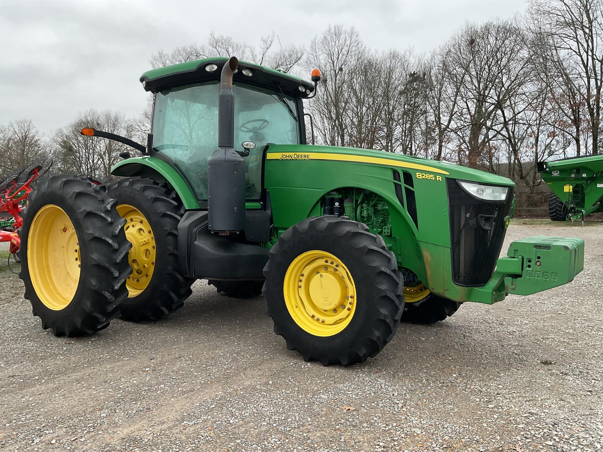 2012 John Deere 8285R Image