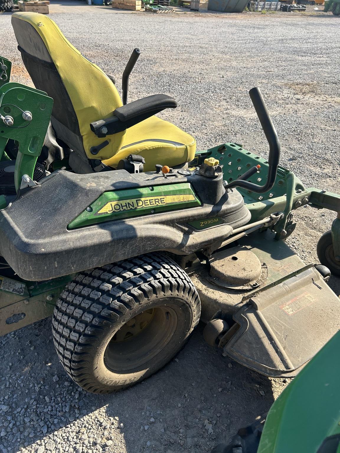 2022 John Deere Z930M