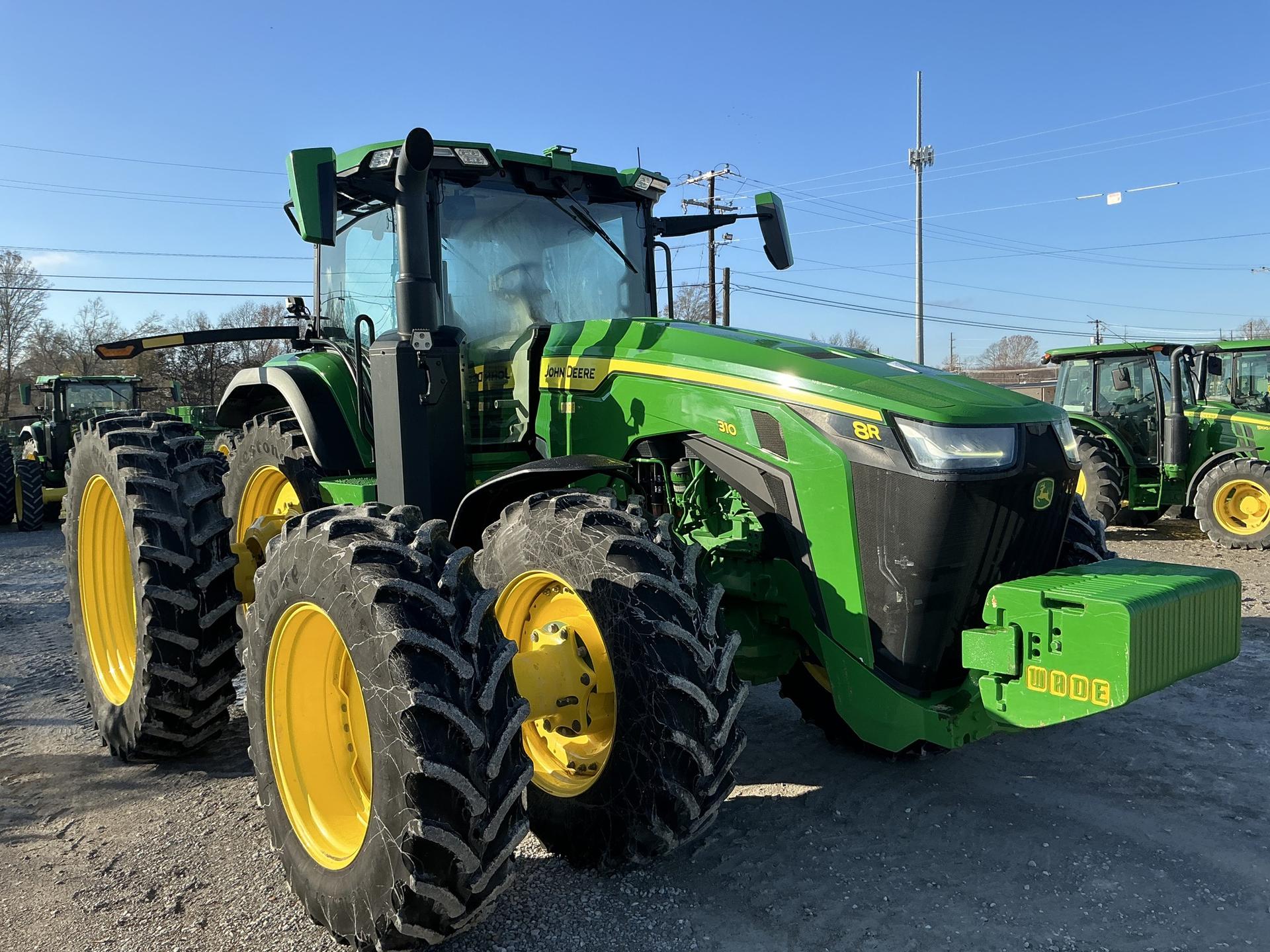 2023 John Deere 8R 310 Image