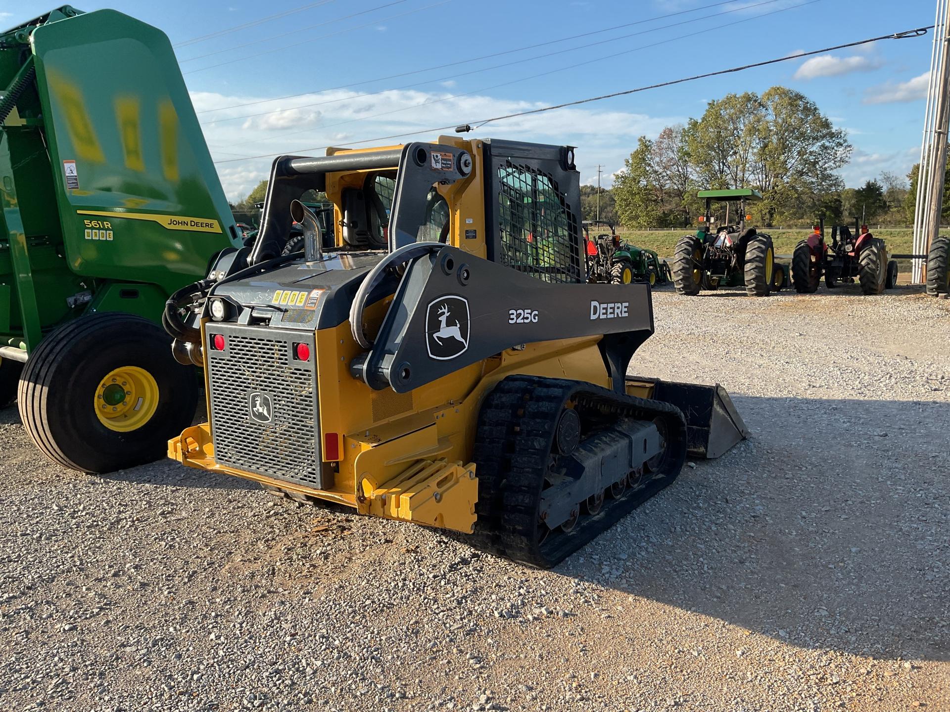 2022 John Deere 325G