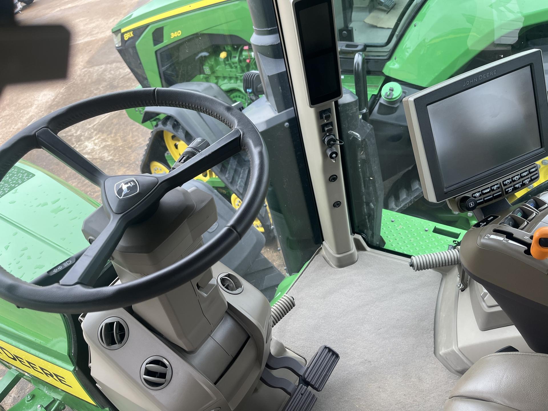 2023 John Deere 8RX 340