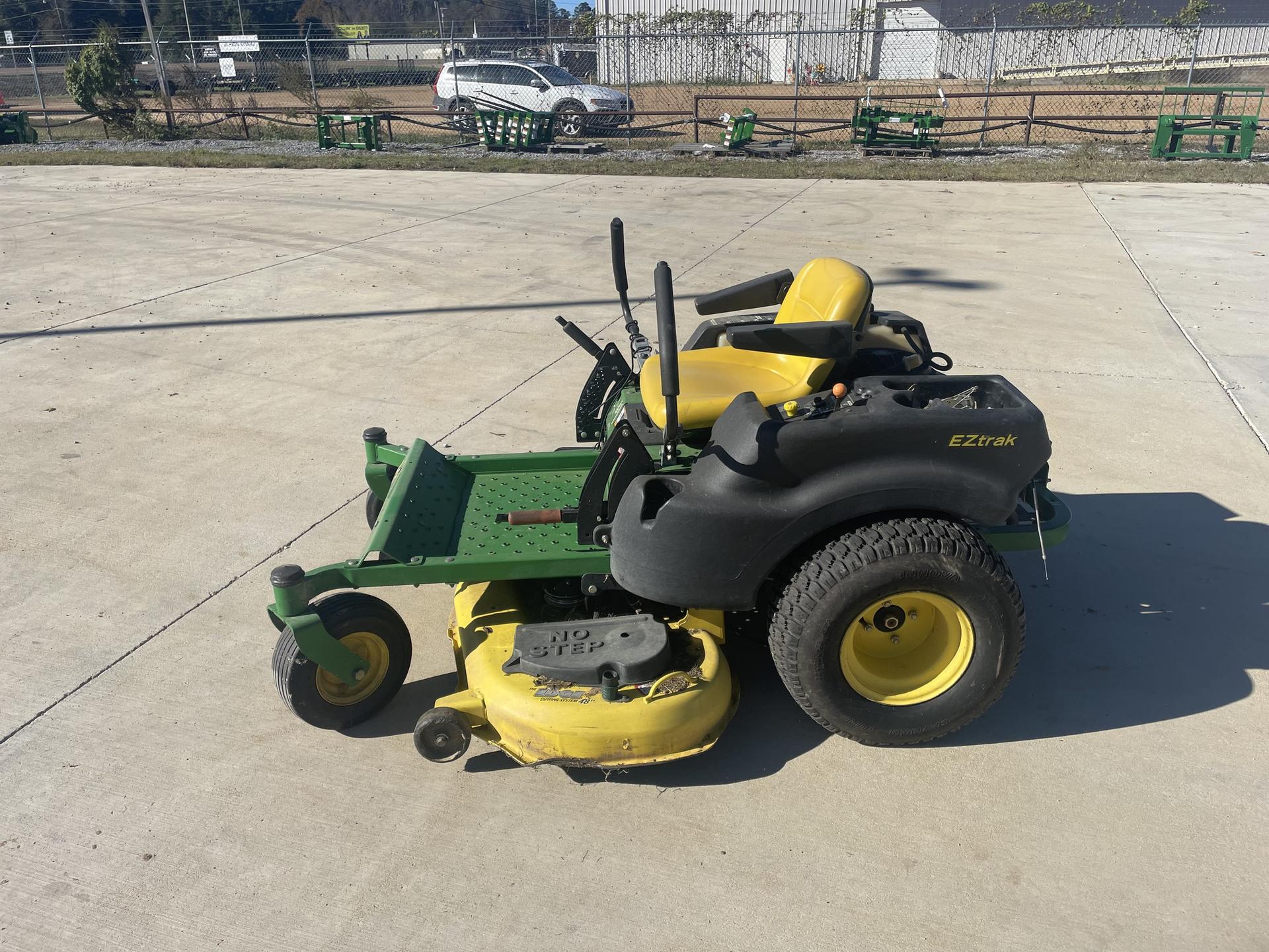 2008 John Deere Z425 Image