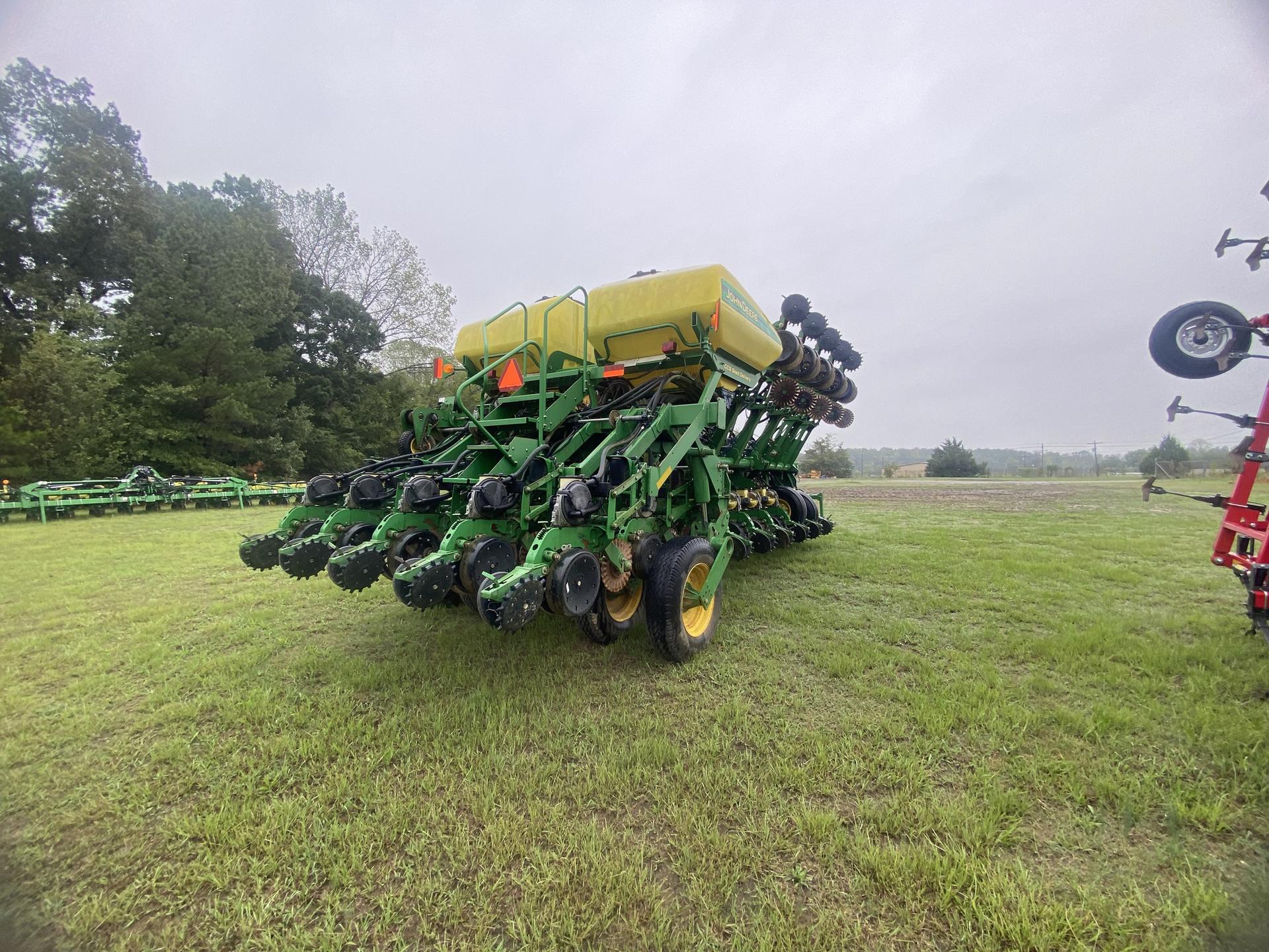 2010 John Deere 1790