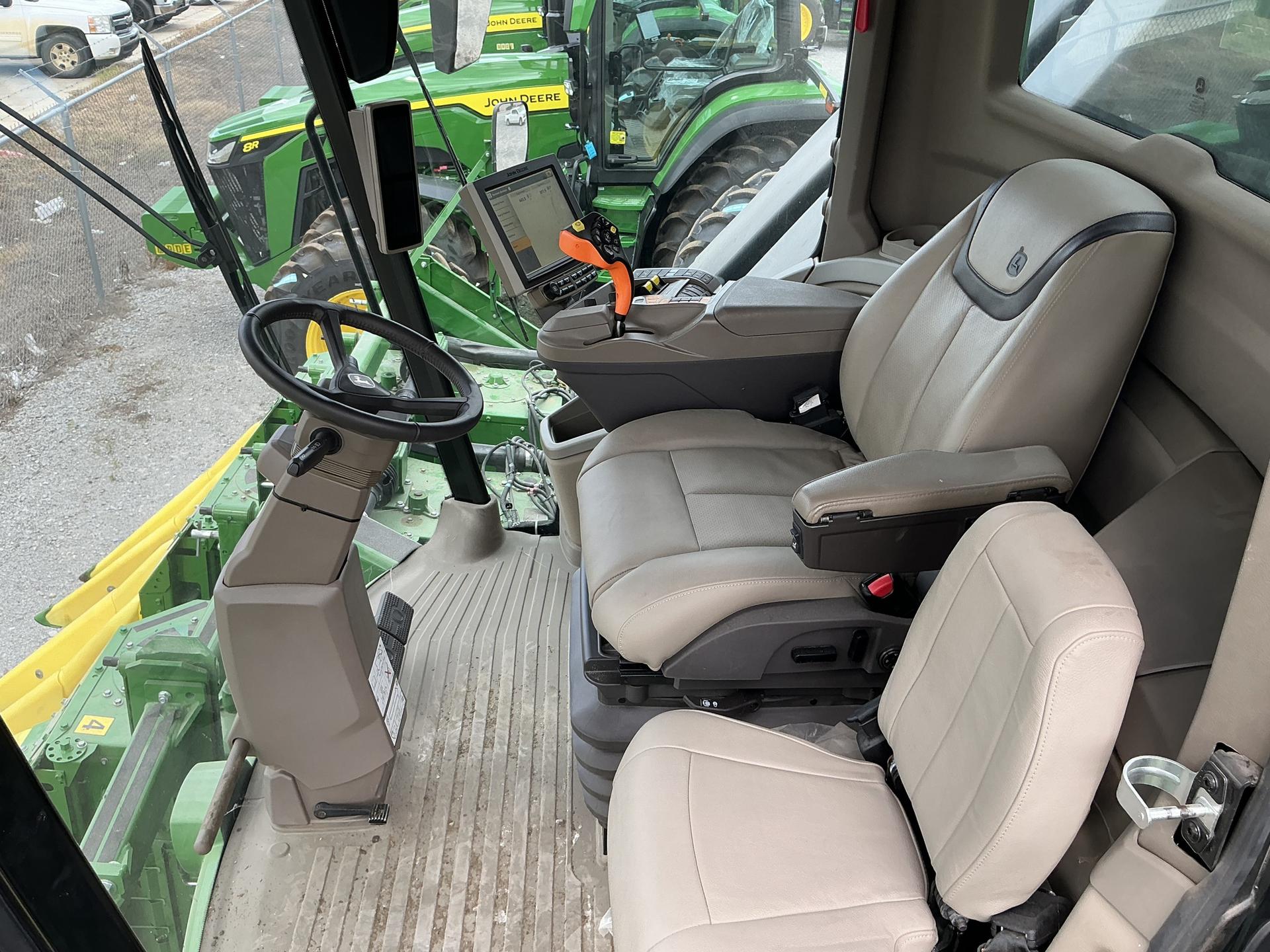 2022 John Deere CP770