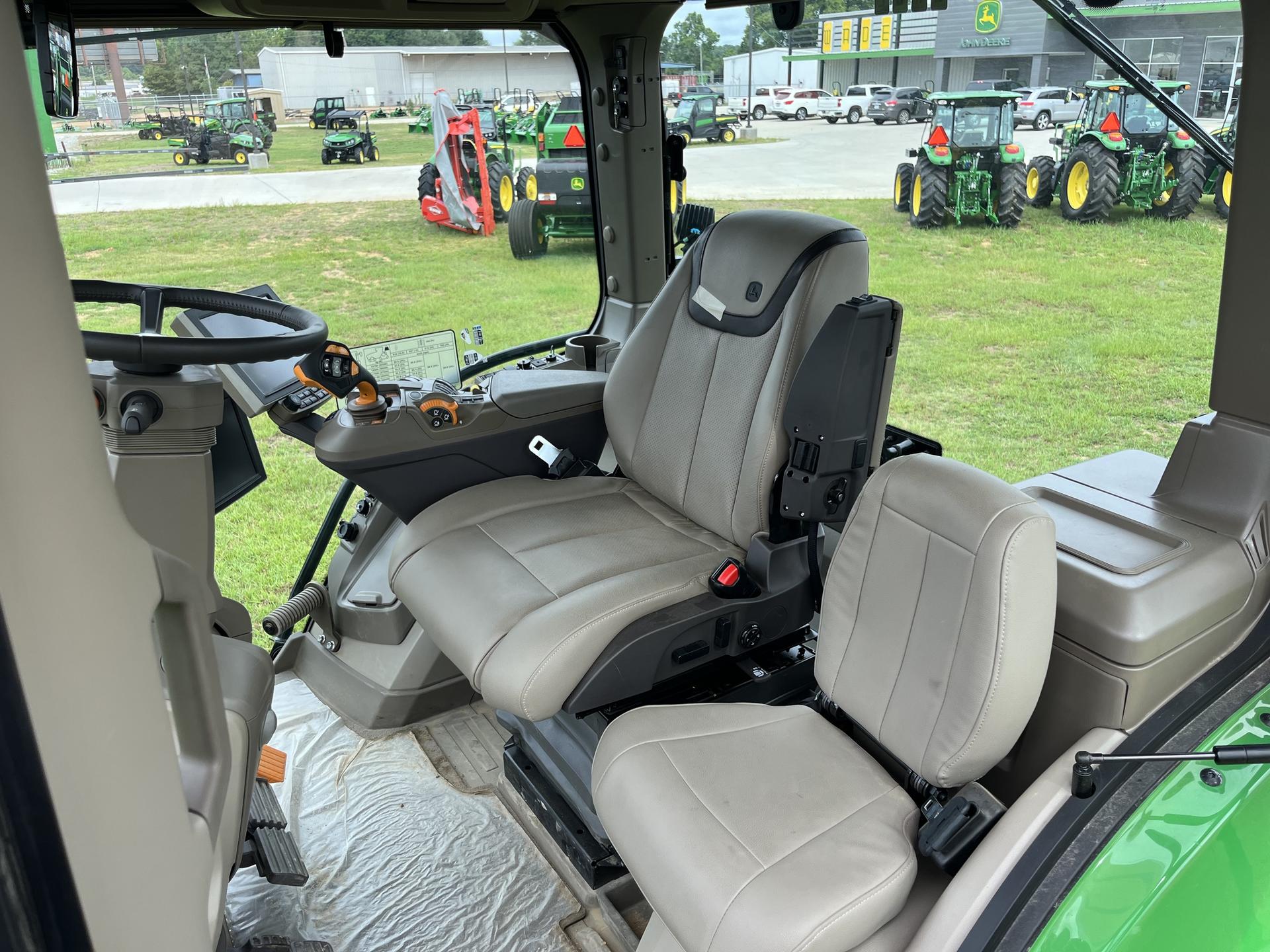 2023 John Deere 8RX 310