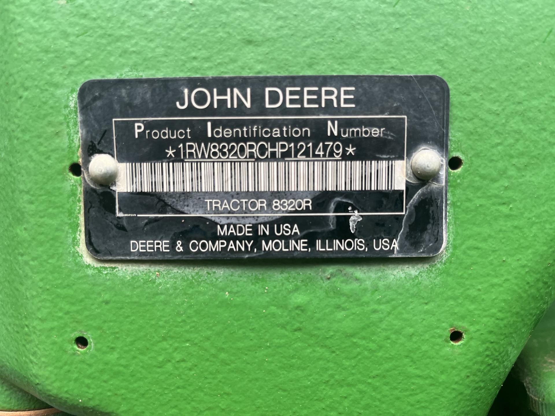 2017 John Deere 8320R