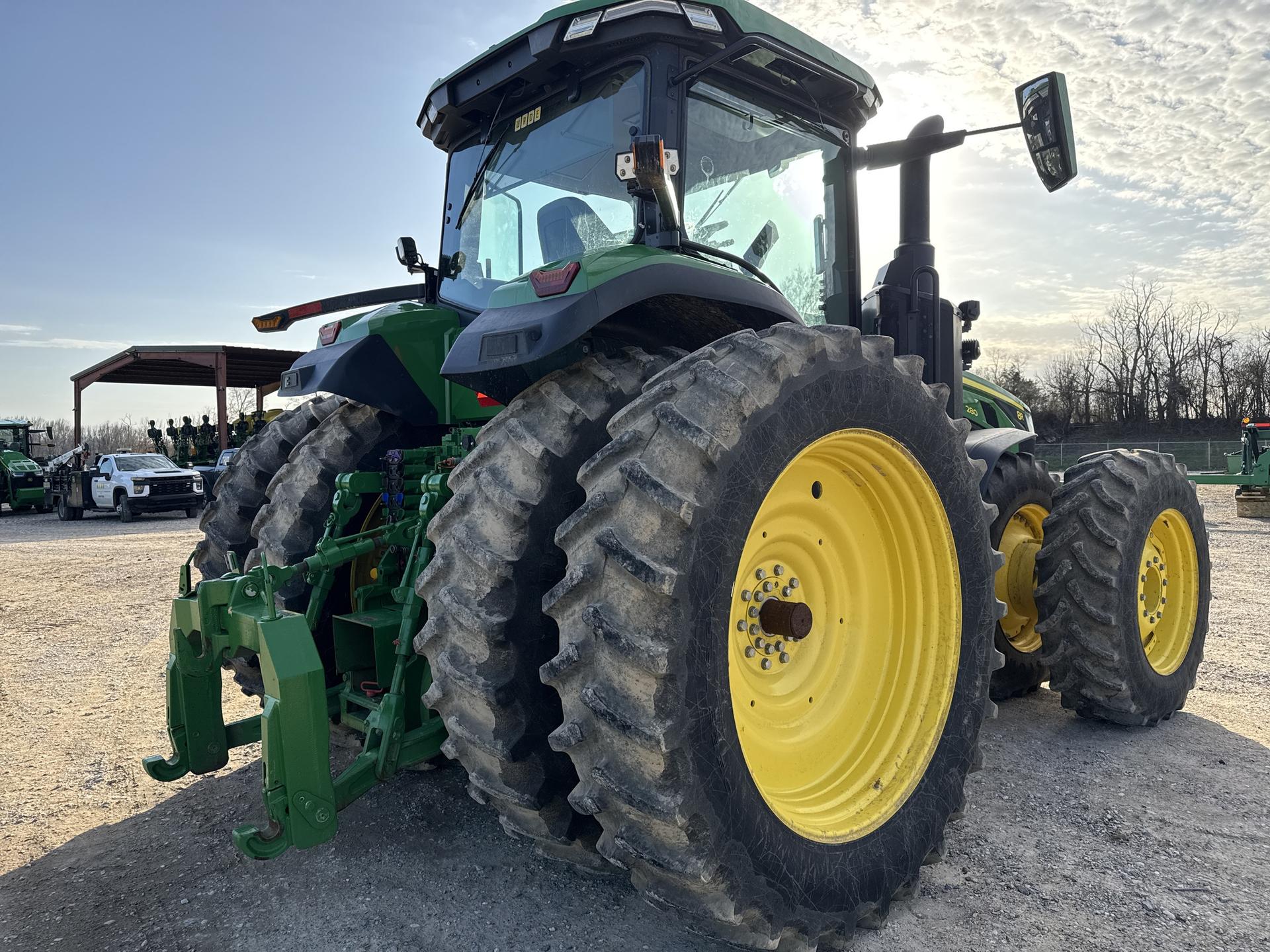 2023 John Deere 8R 280 Image