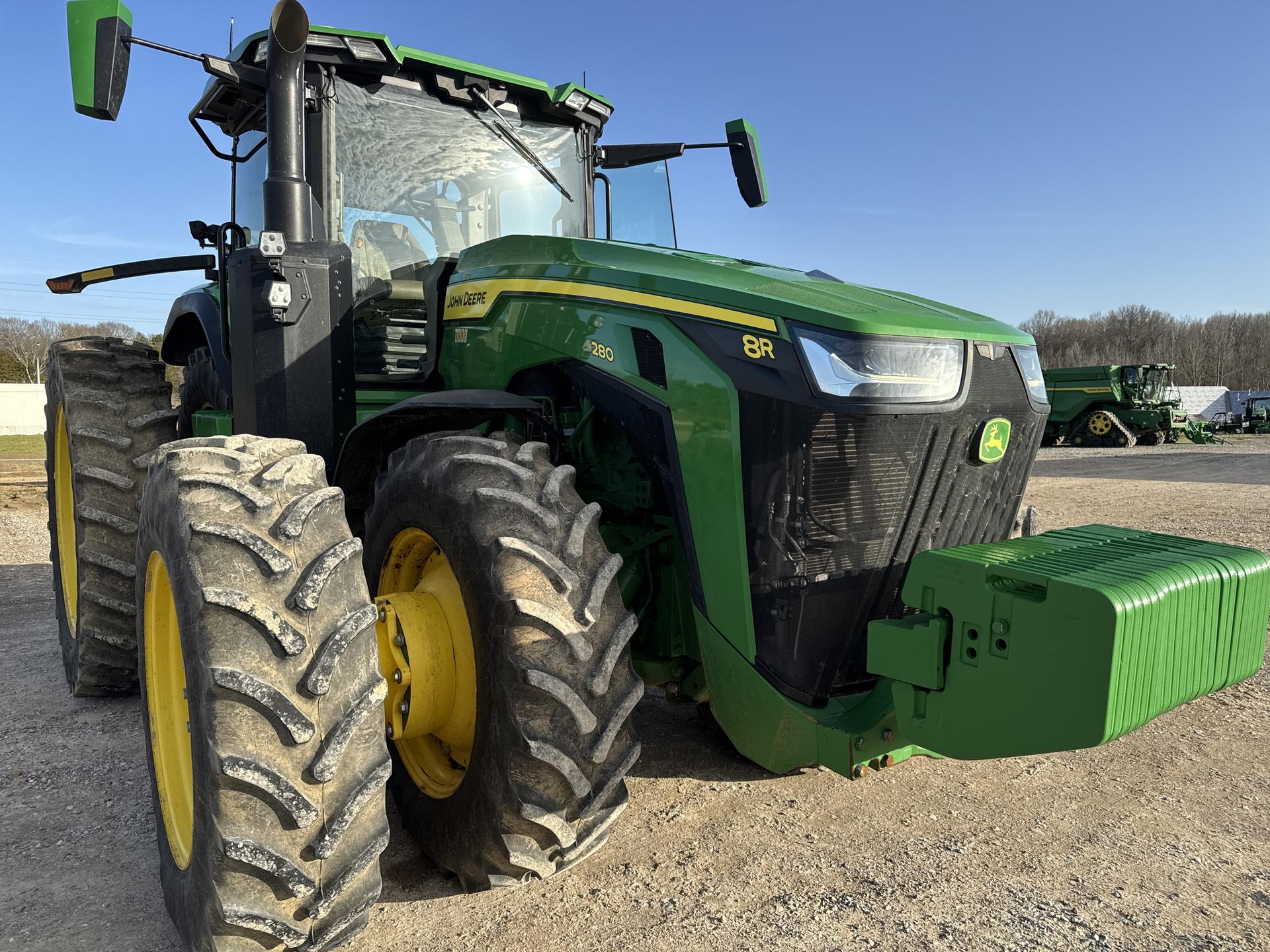 2023 John Deere 8R 280 Image