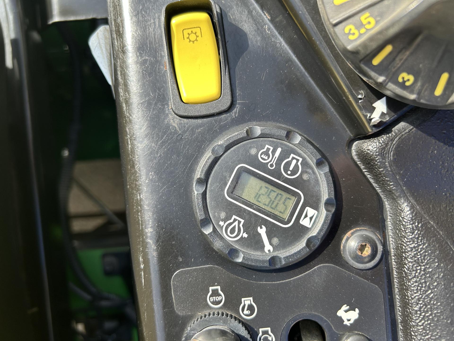 2019 John Deere Z950M Image