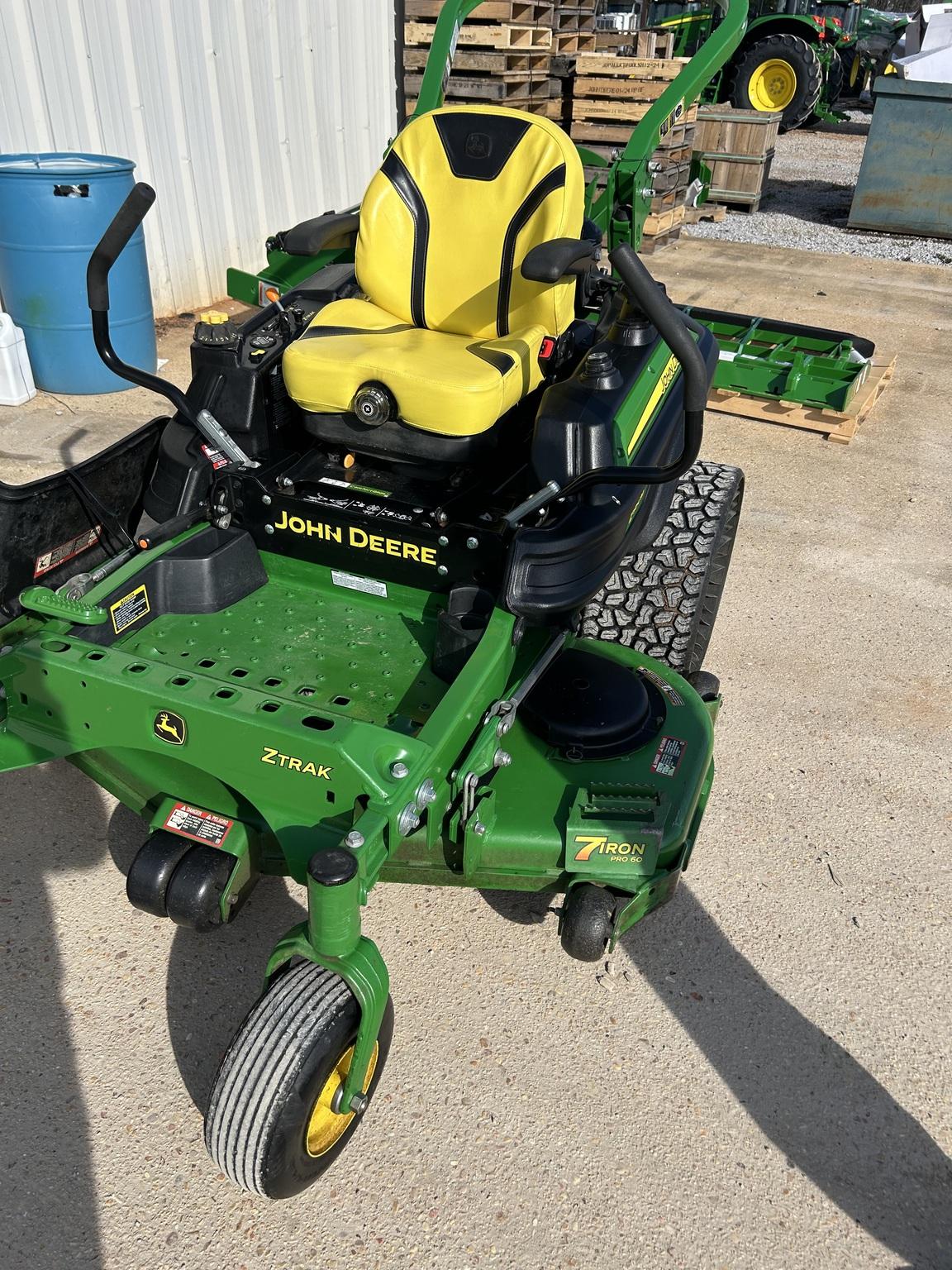 2019 John Deere Z950M Image