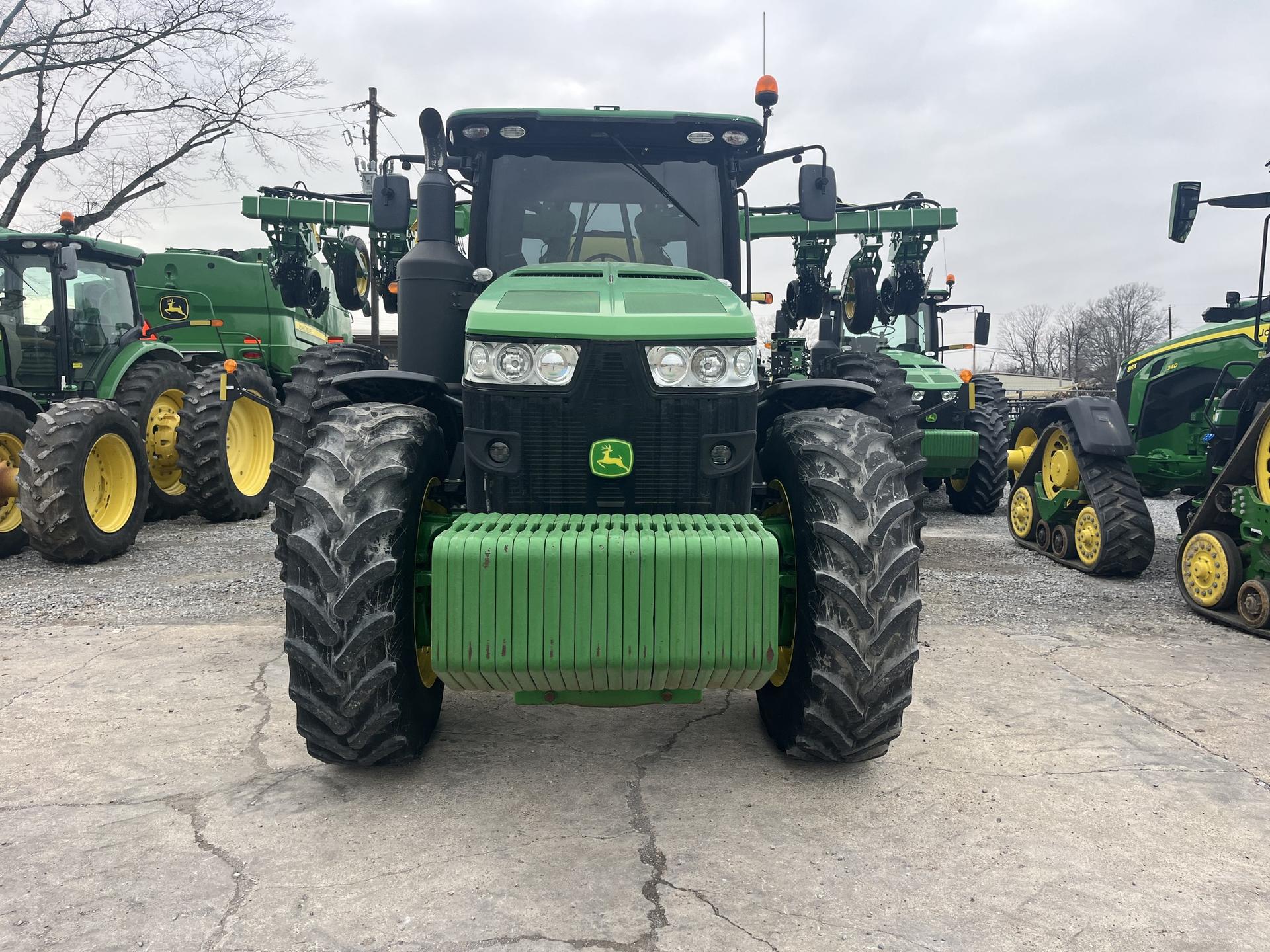 2019 John Deere 8320R Image