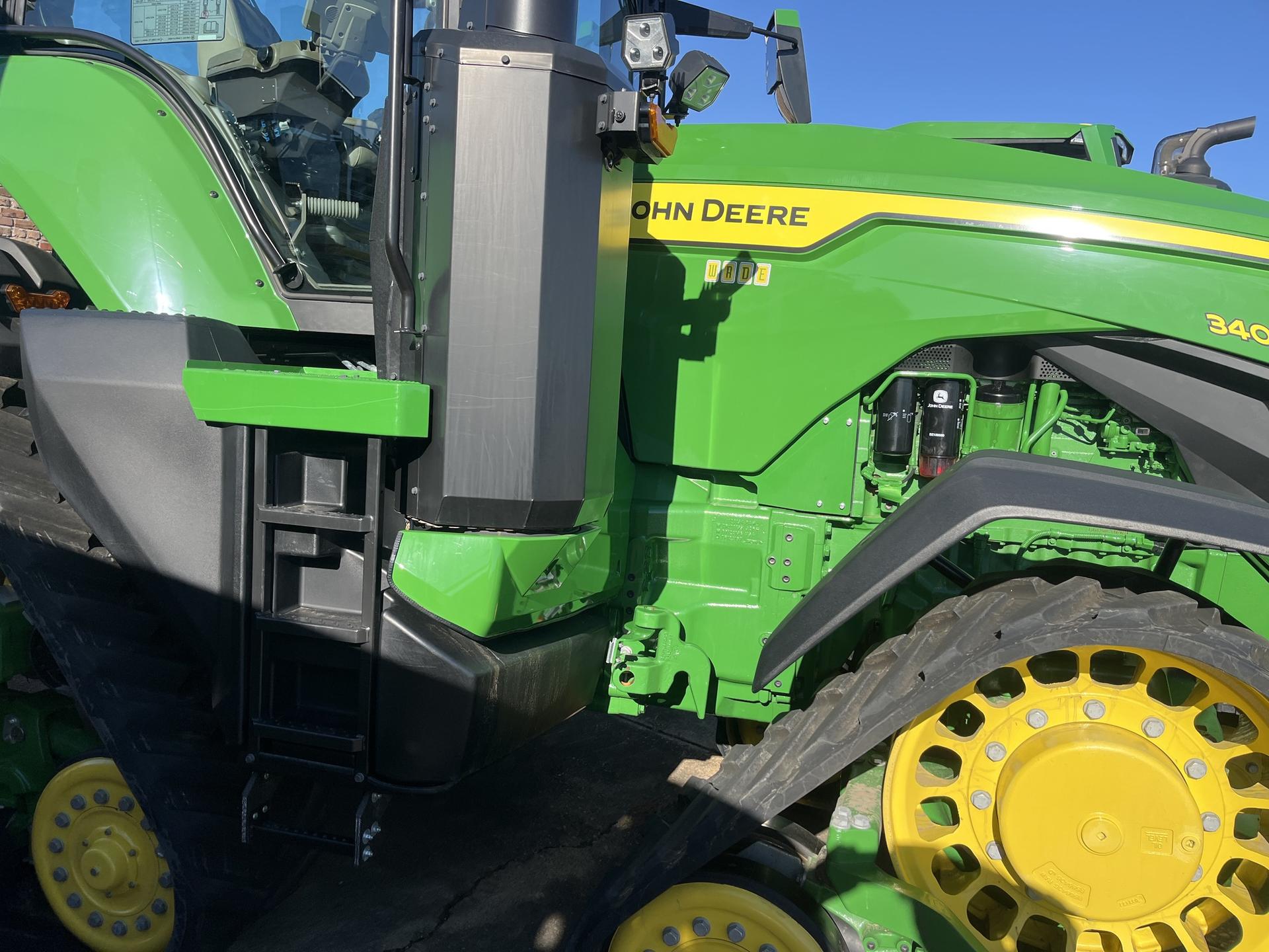 2023 John Deere 8RX 340