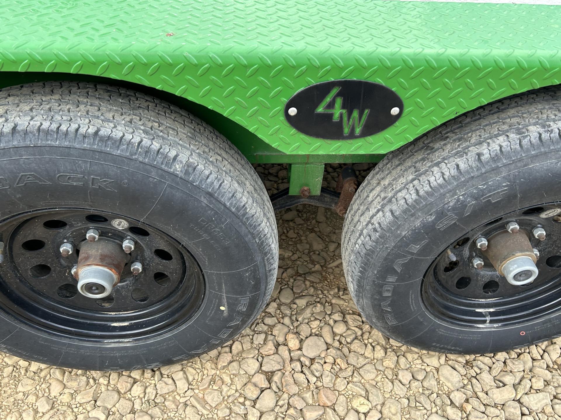 2022 John Deere 20ft Equip Trailer