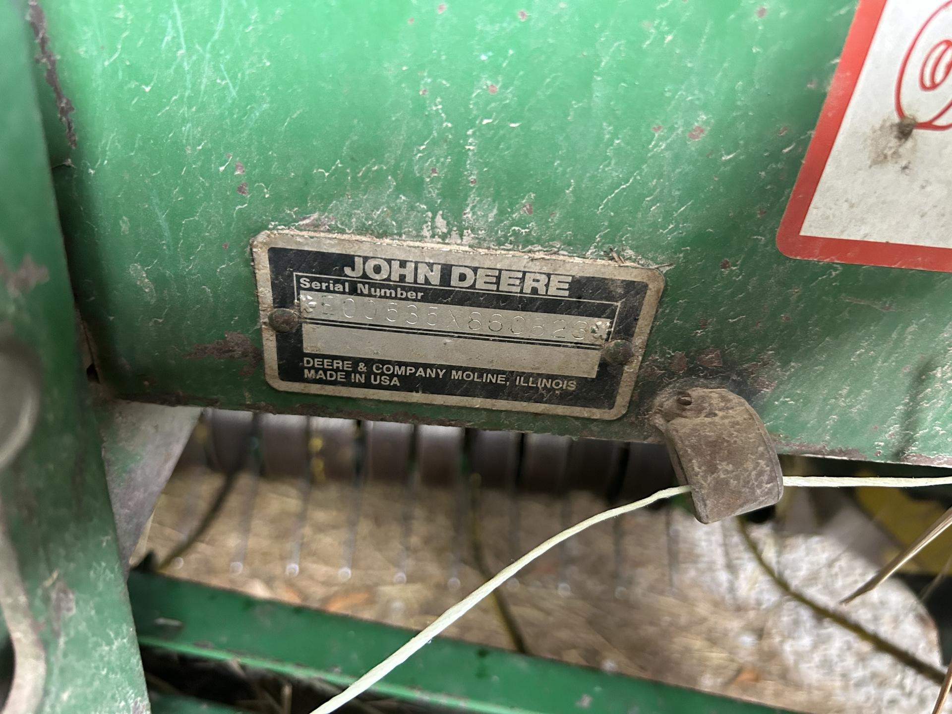 1990 John Deere 535 Image