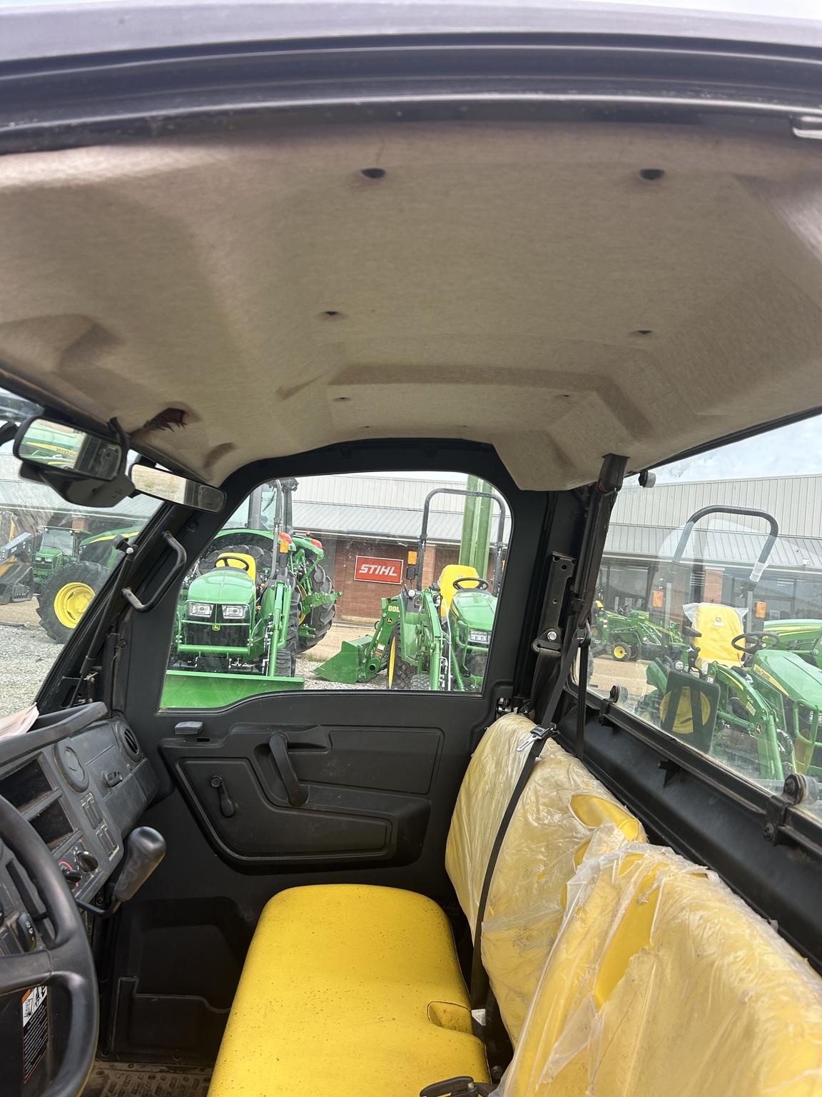 2019 John Deere XUV 835M Image