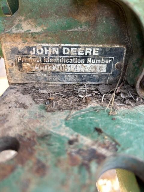 1995 John Deere 870 Image