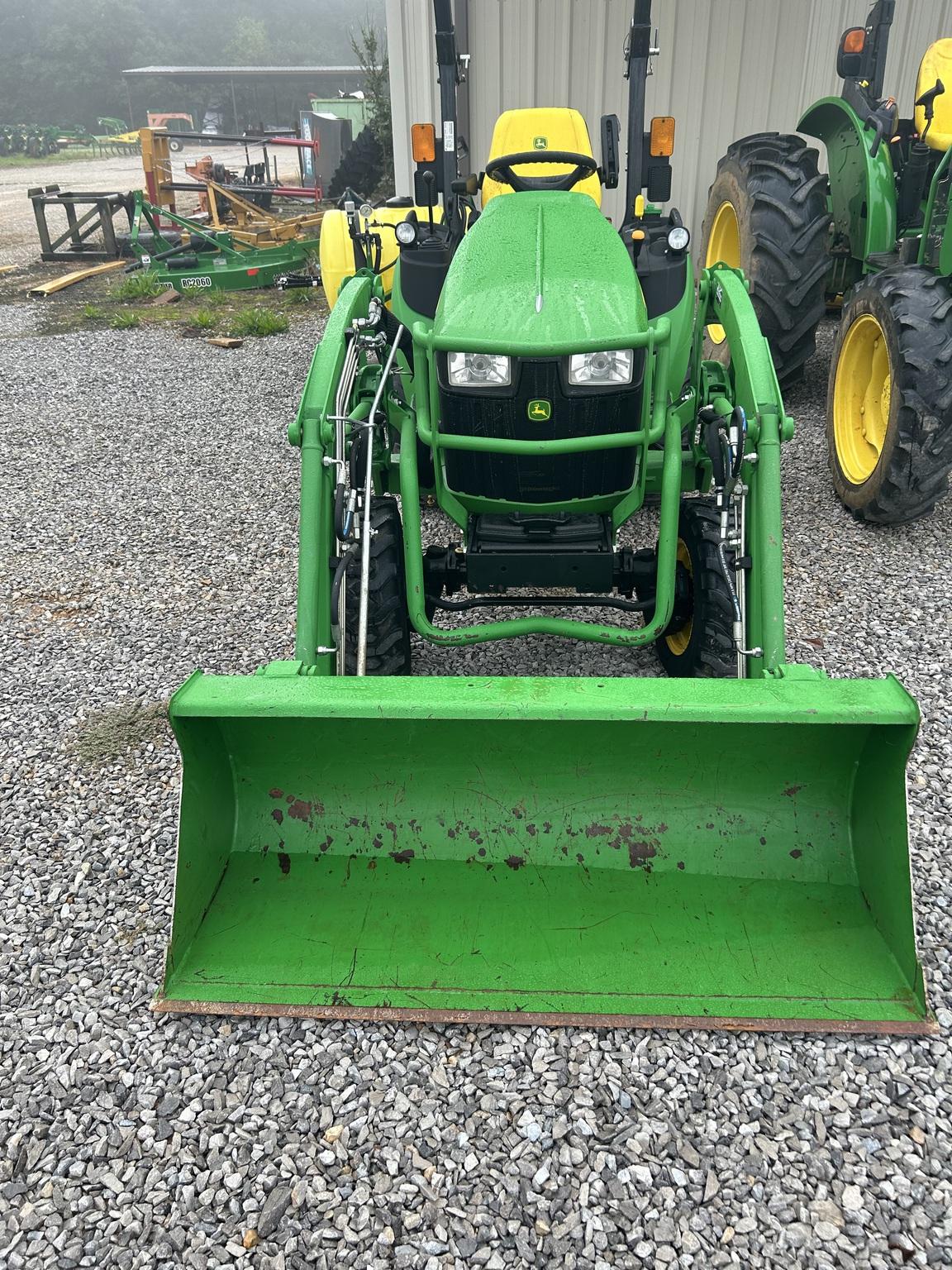 2021 John Deere 2025R