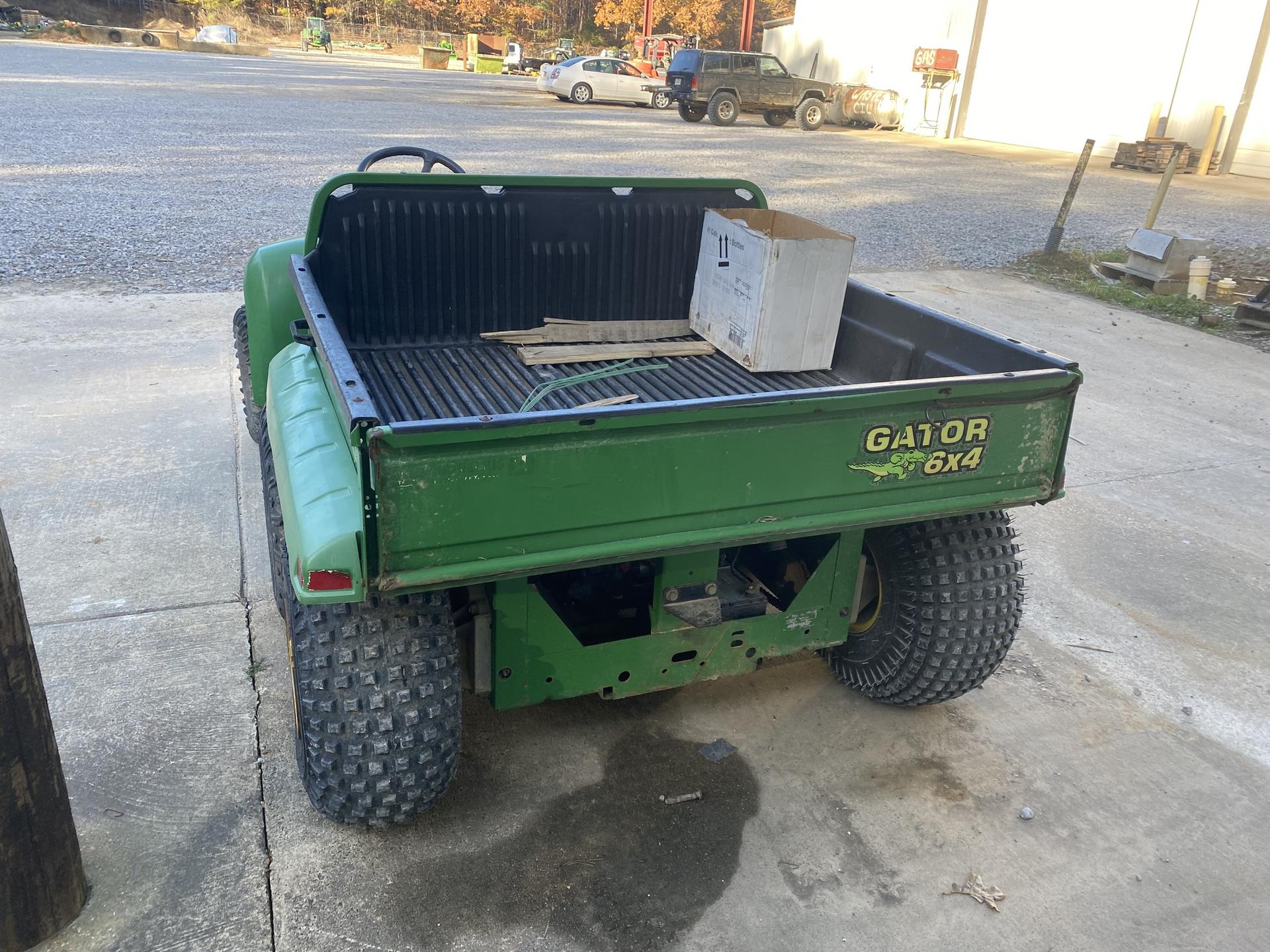 2009 John Deere 6X4 Image