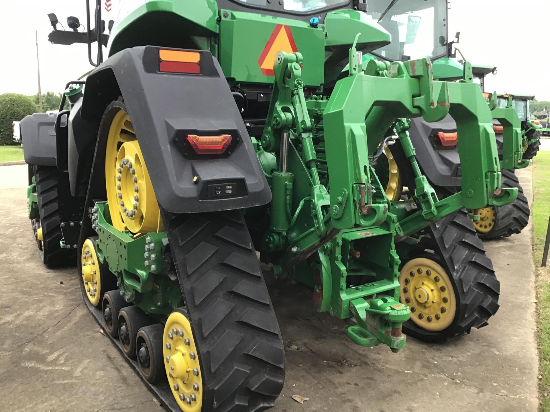 2022 John Deere 8RX 370