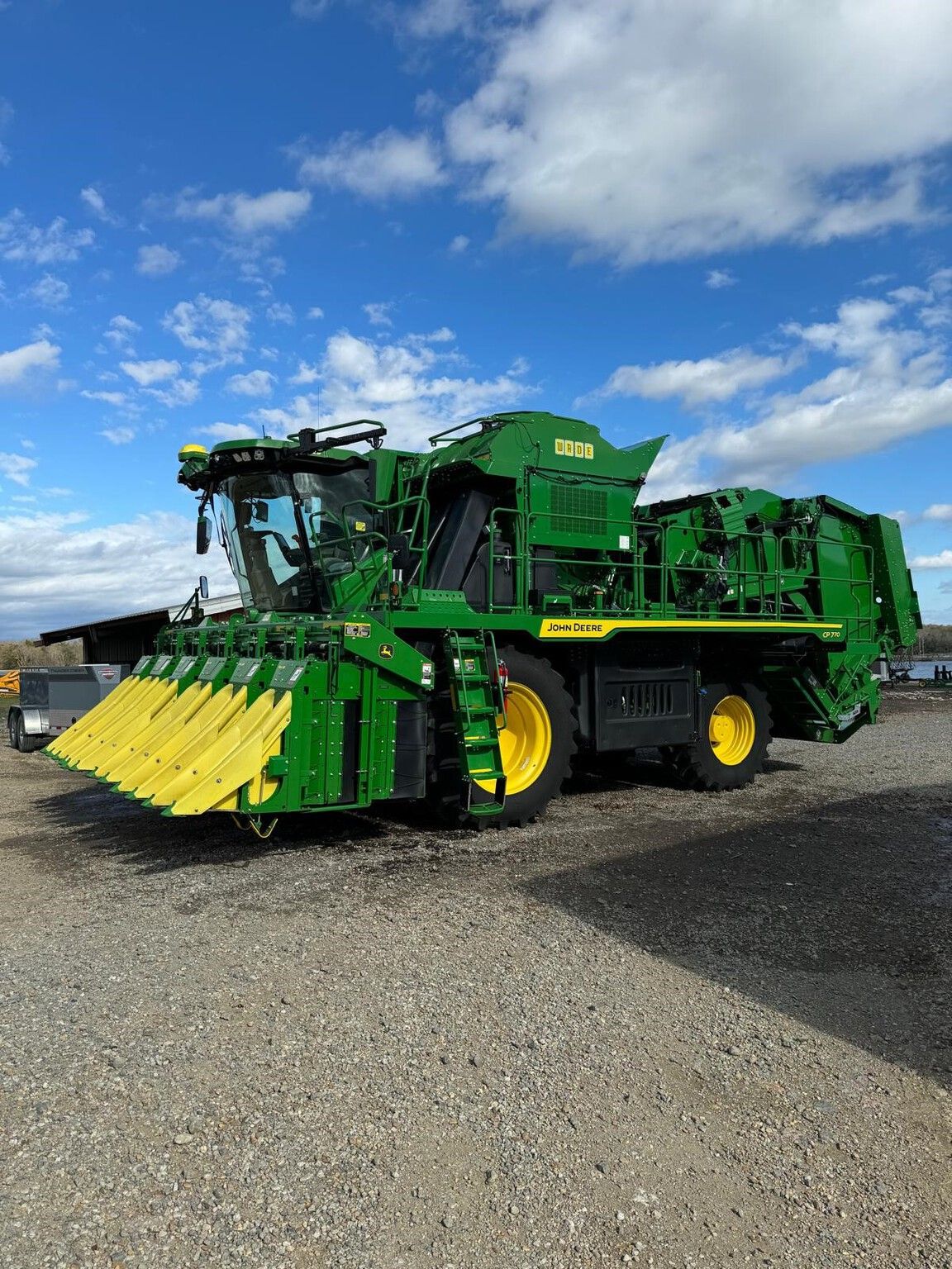 2022 John Deere CP770 Image