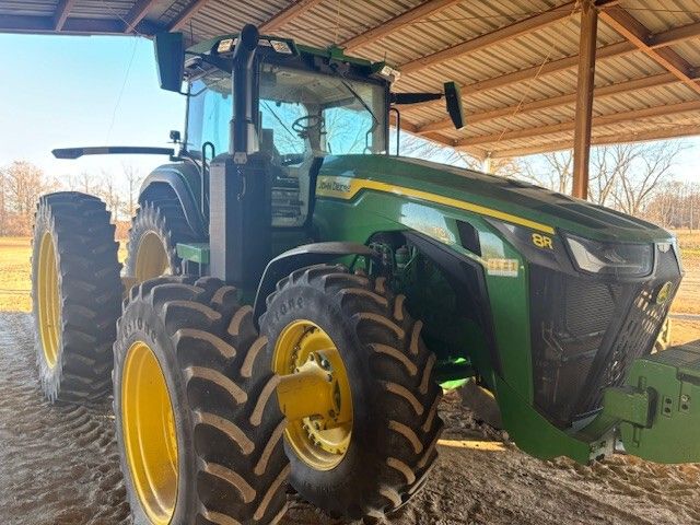 2023 John Deere 8R 310 Image