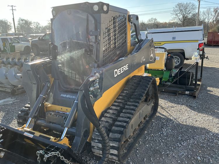 2023 John Deere 325G Image