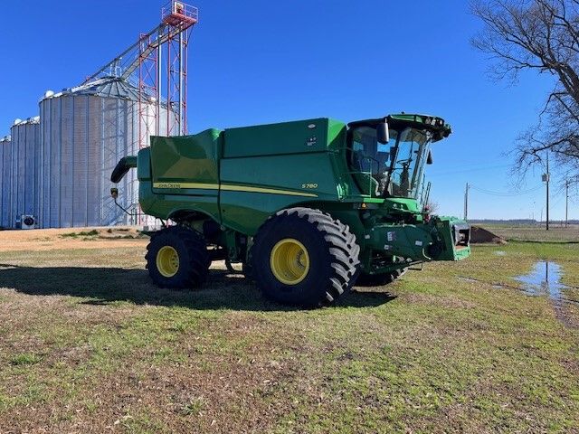 2022 John Deere S780