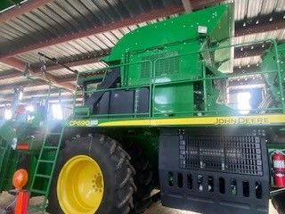 2016 John Deere CP690