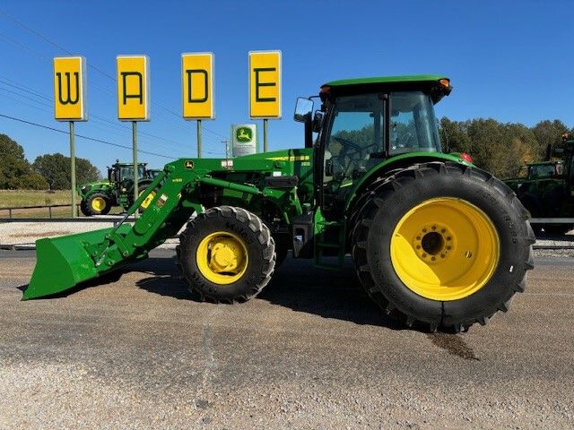 2022 John Deere 6120E Cab Image