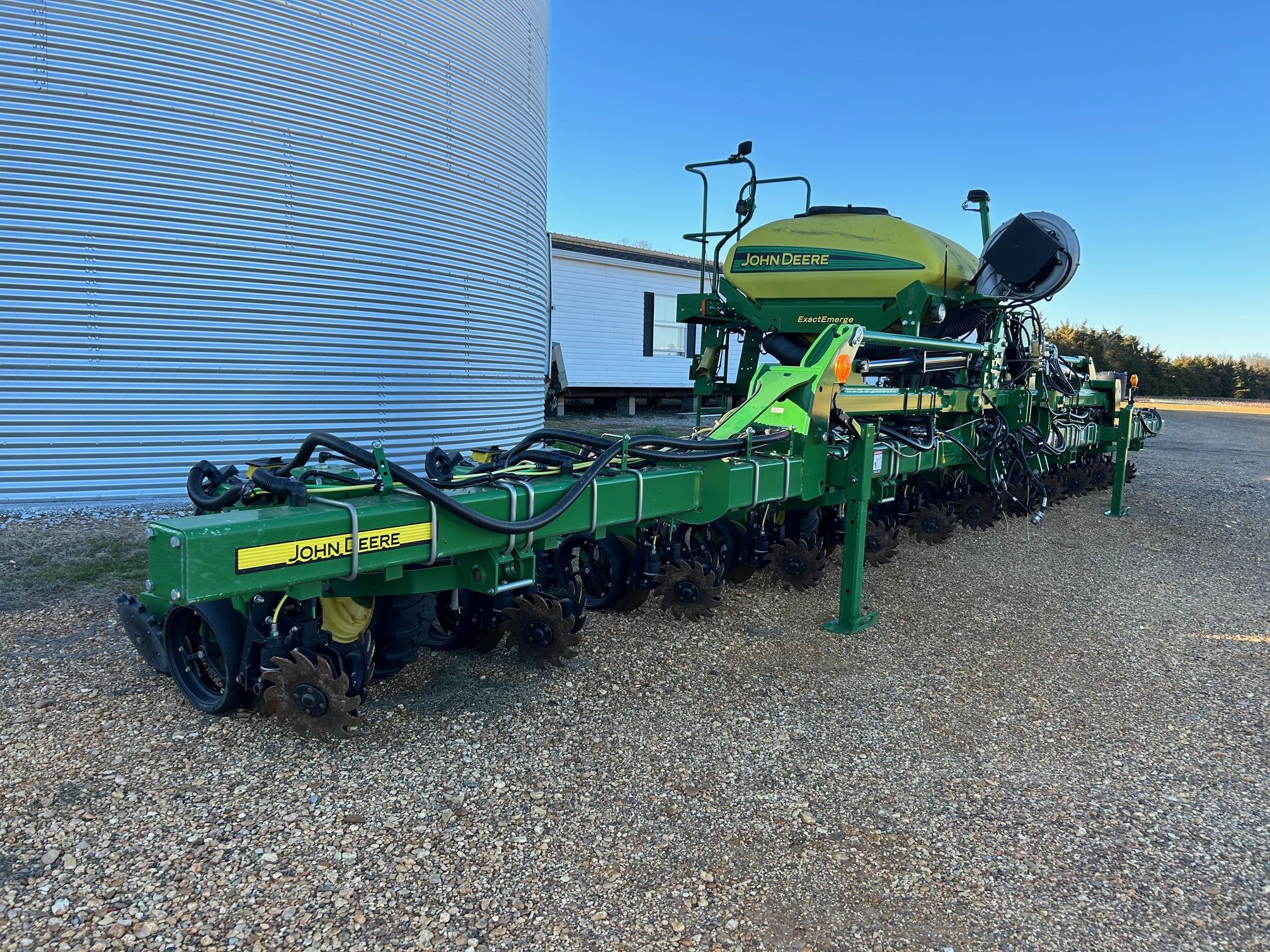 2019 John Deere 1725 CCS