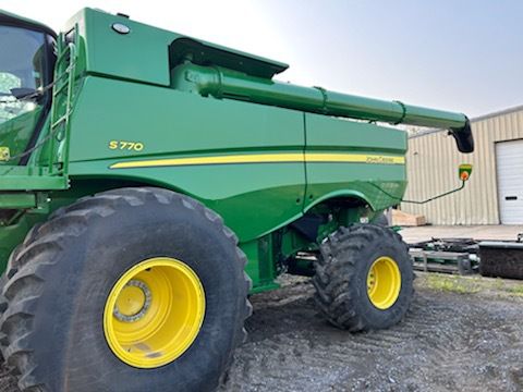 2022 John Deere S770